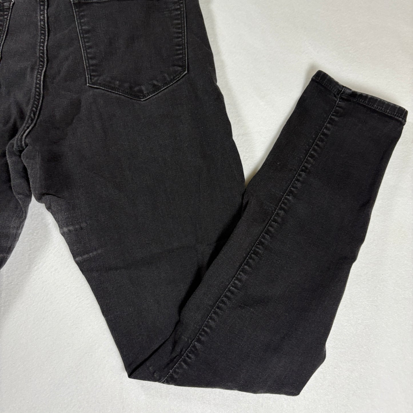 Old Navy Rockstar Jeans Women’s 12 Long Black Mid Rise Skinny Stretch Denim