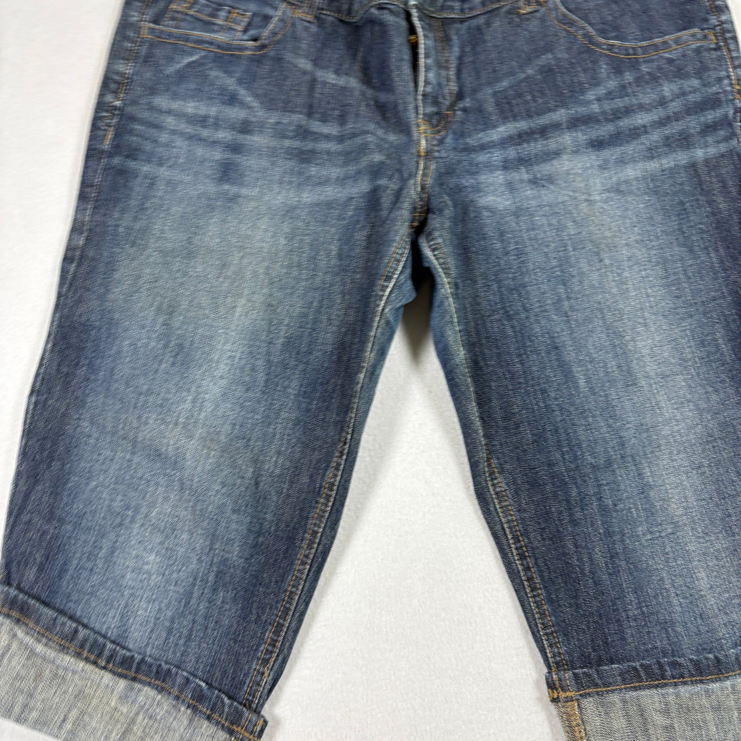 Mossimo womens denim capris size 15 blue jeans cuffed Y2K grunge 90s stretch