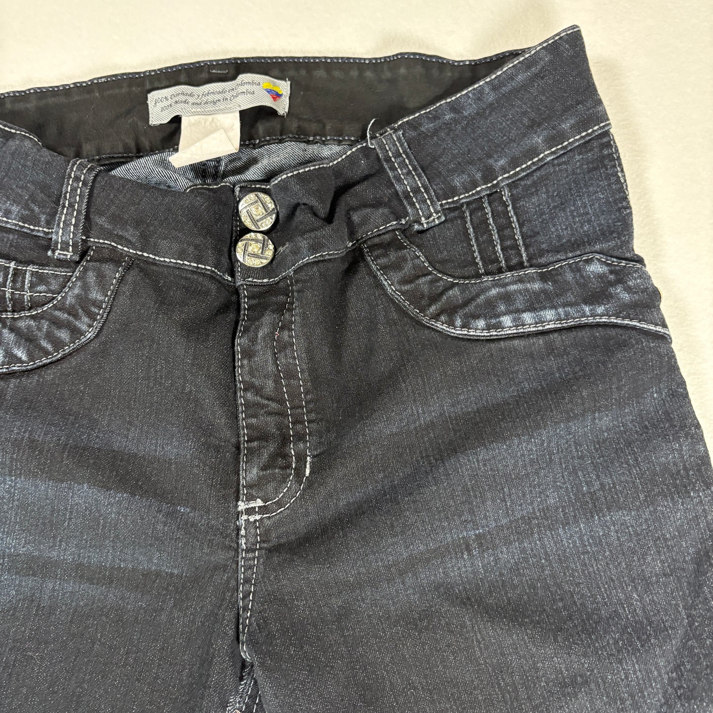 Colombian Jeans Women’s Black Denim Skinny Mid Rise Stretchy Dark Wash Pants