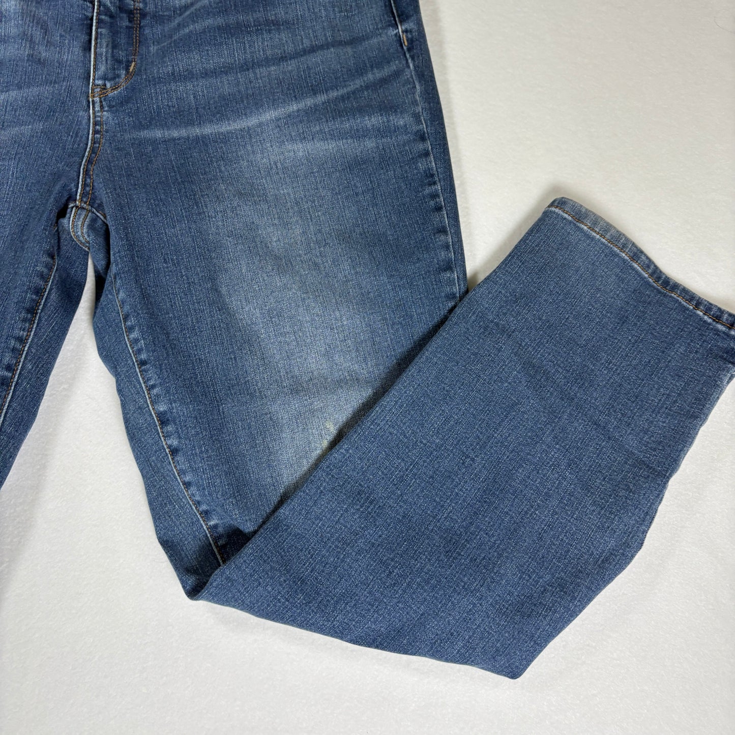 Time and Tru Jeans Women’s 16 Straight Blue Distressed Stretch Mid Rise Denim