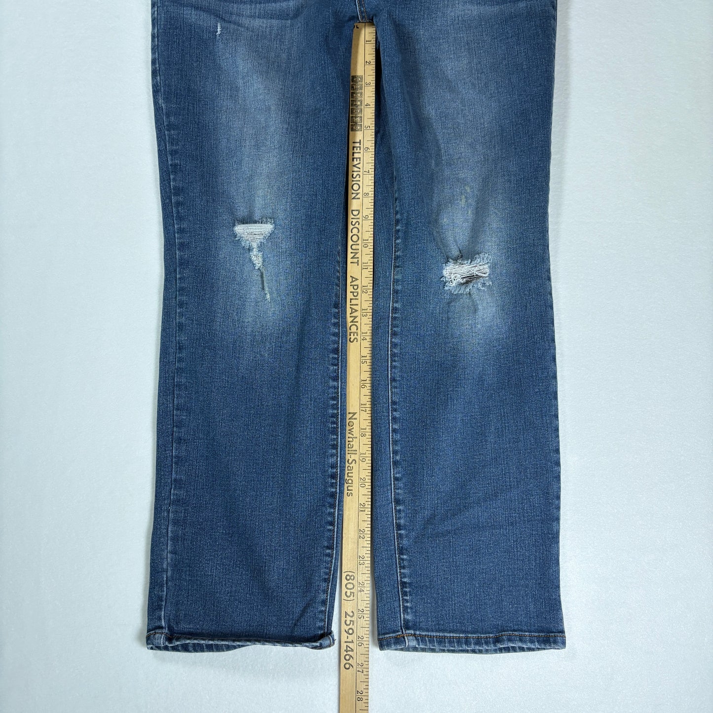 Time and Tru Jeans Women’s 16 Straight Blue Distressed Stretch Mid Rise Denim