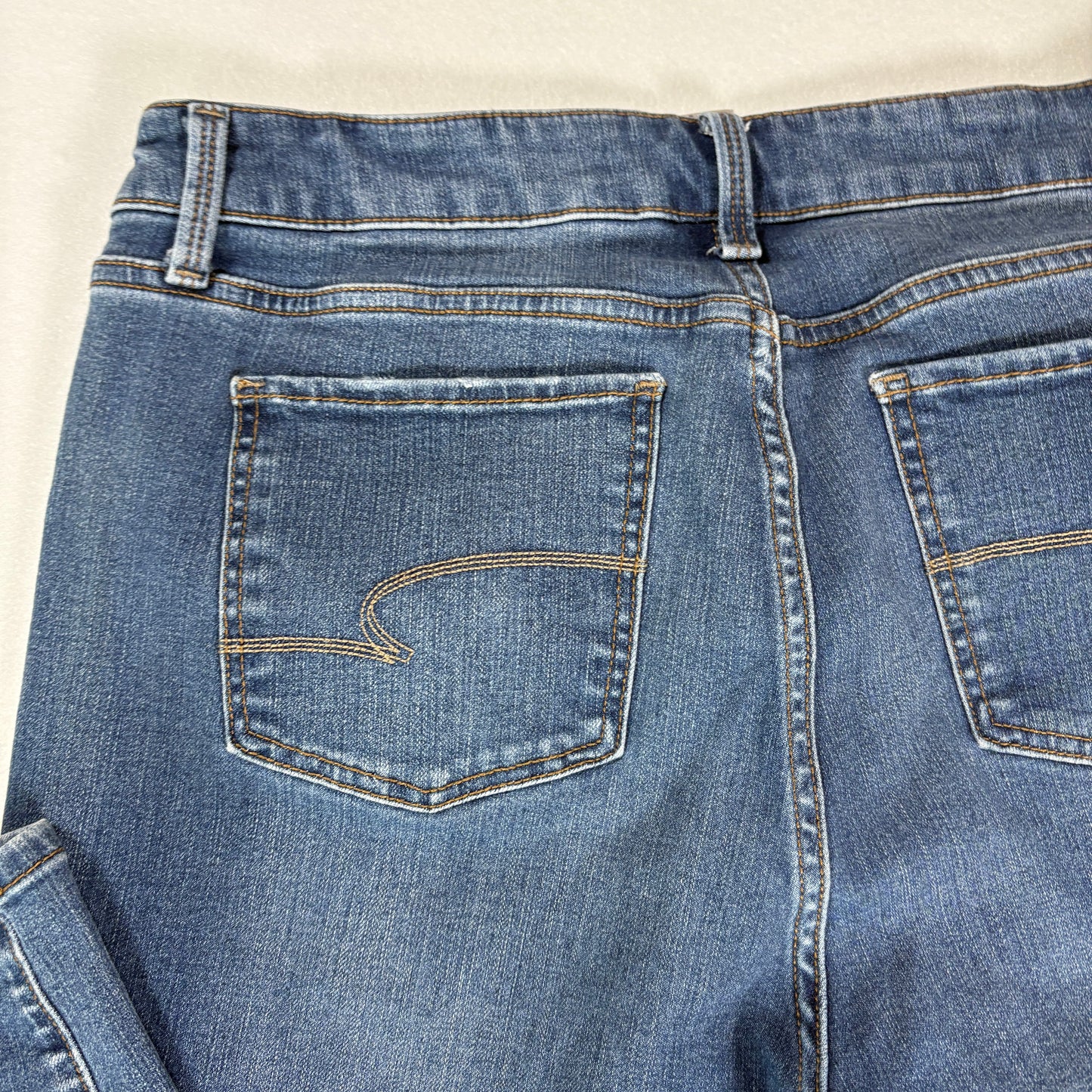 Time and Tru Jeans Women’s 16 Straight Blue Distressed Stretch Mid Rise Denim