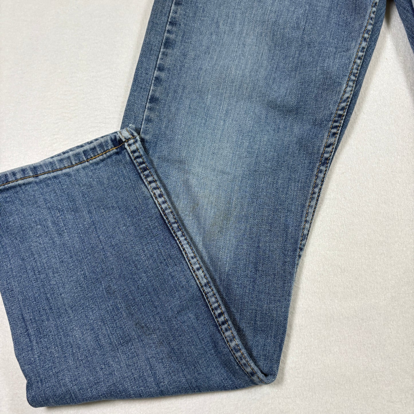 Levis mens 32x32 jeans blue denim straight leg performance stretch distressed