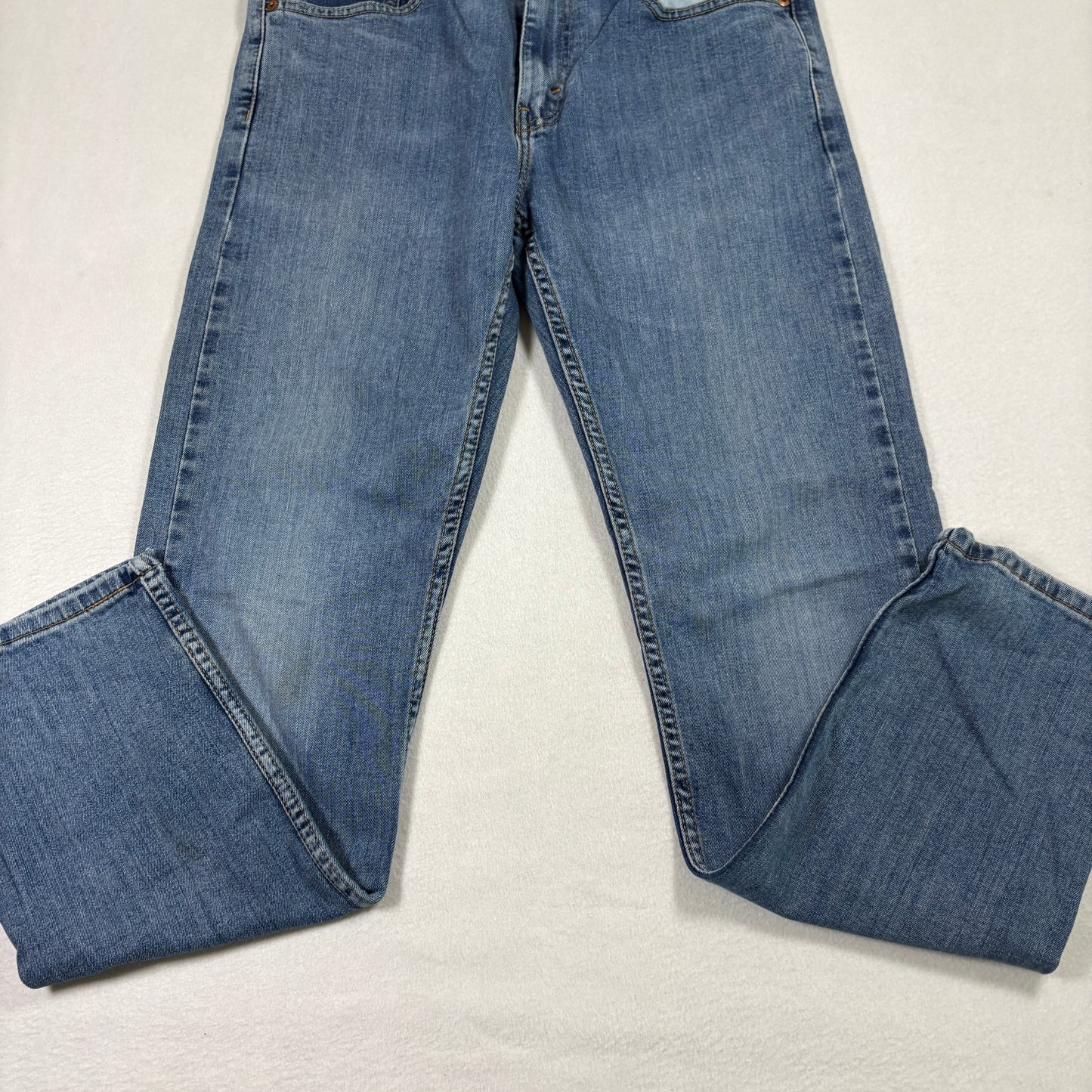 Levis mens 32x32 jeans blue denim straight leg performance stretch distressed