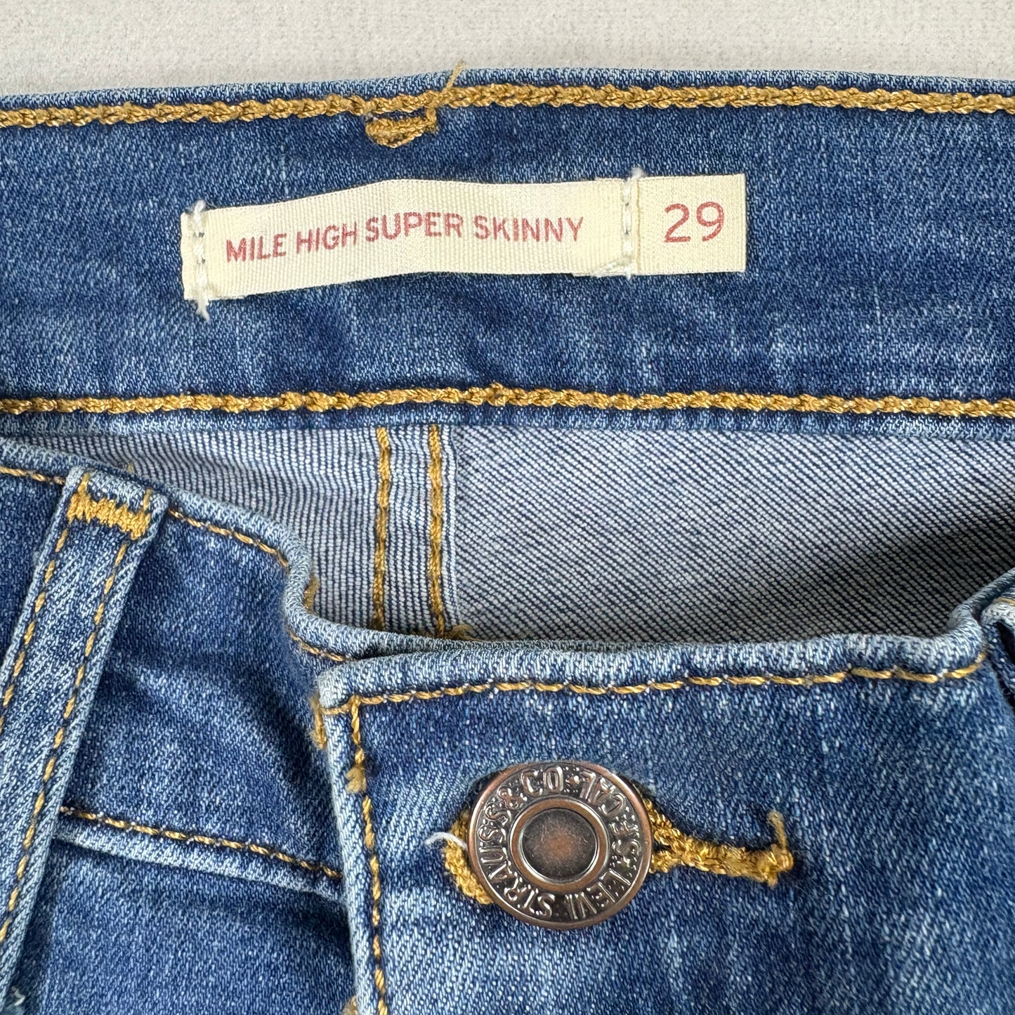 Levi’s Womens Mile High Super Skinny Jeans 29x30 Blue High Rise Stretch Y2K