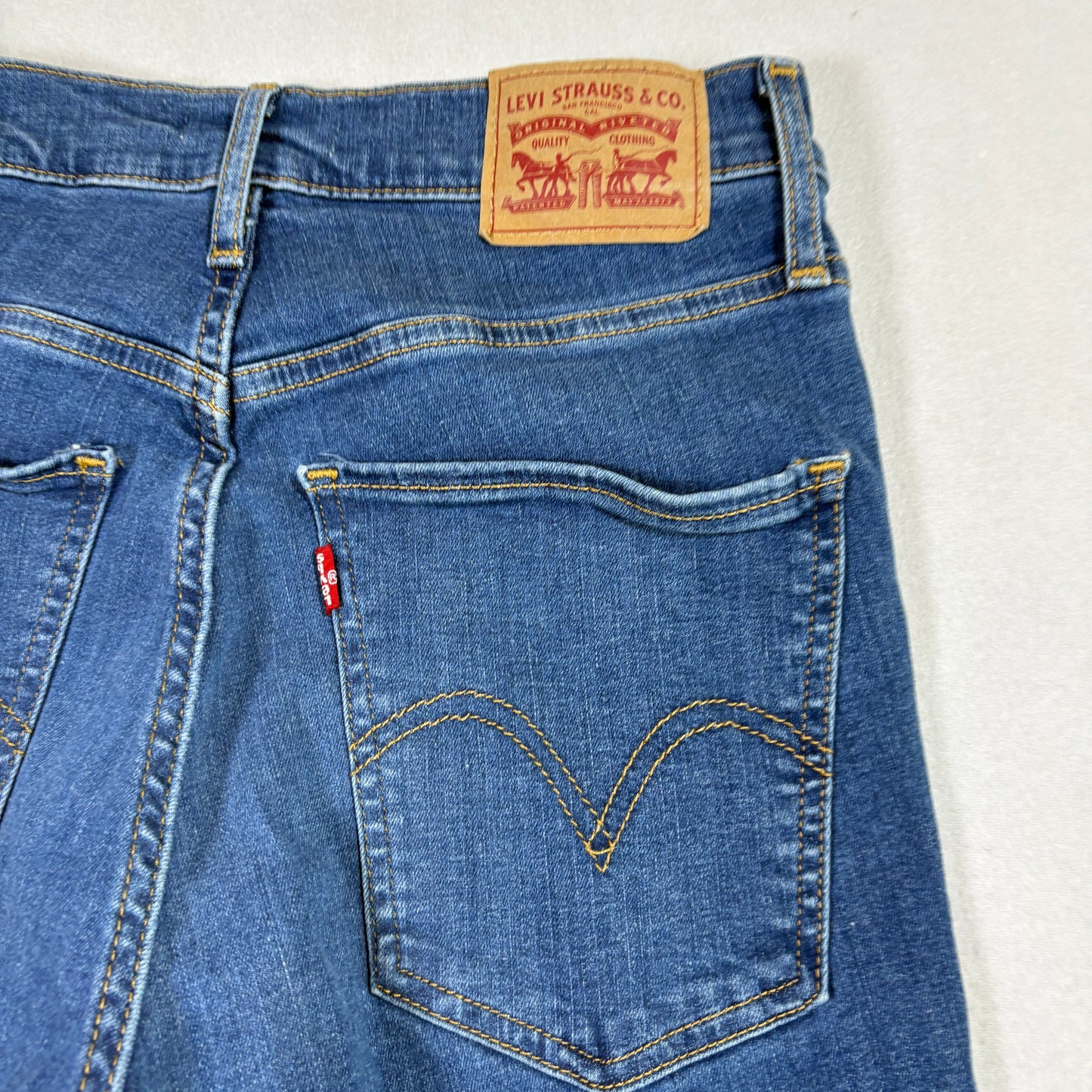 Levi’s Womens Mile High Super Skinny Jeans 29x30 Blue High Rise Stretch Y2K