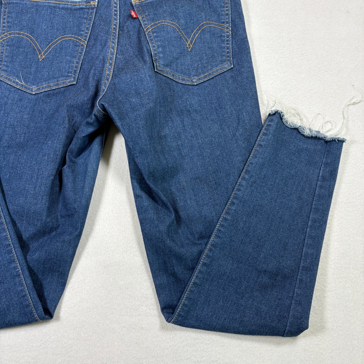 Levi’s Womens Mile High Super Skinny Jeans 29x30 Dark Blue High Rise Y2K Raw Hem