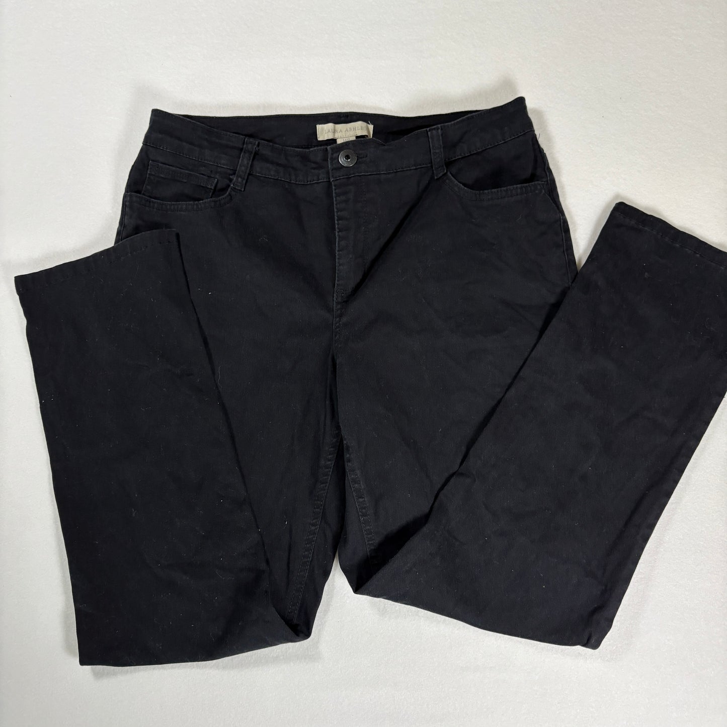 Laura Ashley Pants Women’s 14P Black Straight Leg Denim Jeans Petite