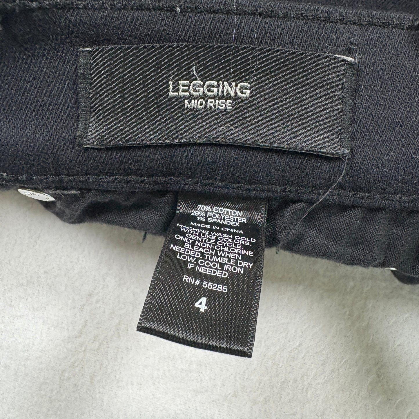 Express Womens Jeans Size 4 Black Distressed Ripped Mid Rise Legging Y2K Grunge