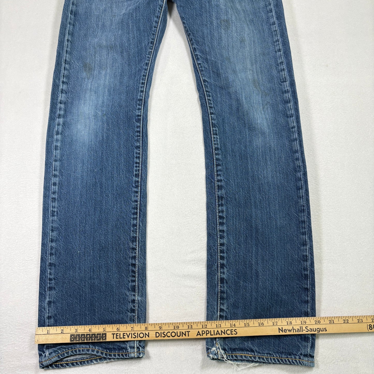 Levi’s Mens 505 Jeans 33x34 Blue Straight Leg Denim Vintage Y2K Workwear