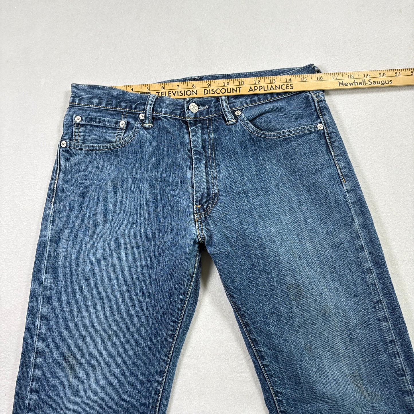 Levi’s Mens 505 Jeans 33x34 Blue Straight Leg Denim Vintage Y2K Workwear