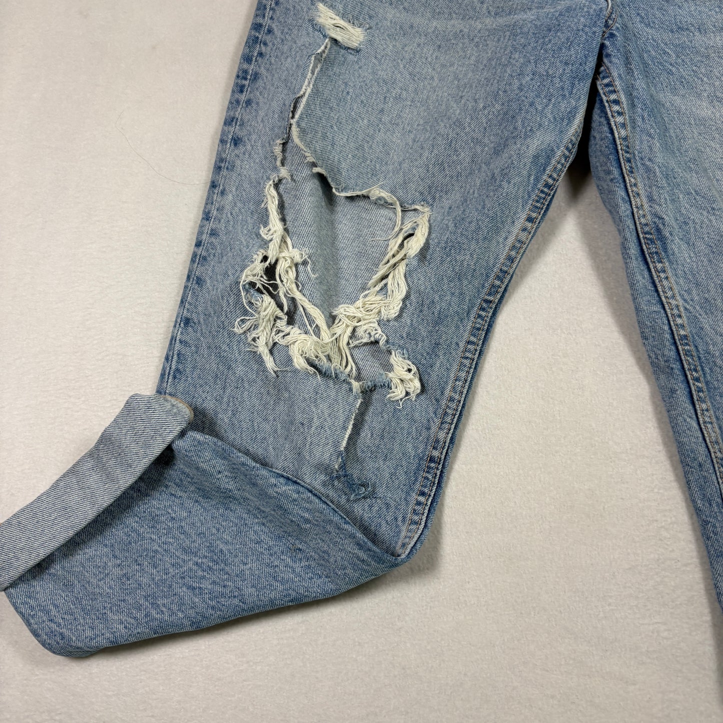 Zara Womens Jeans Size 8 Distressed Ripped Baggy Mom Fit Blue Denim Y2K Grunge