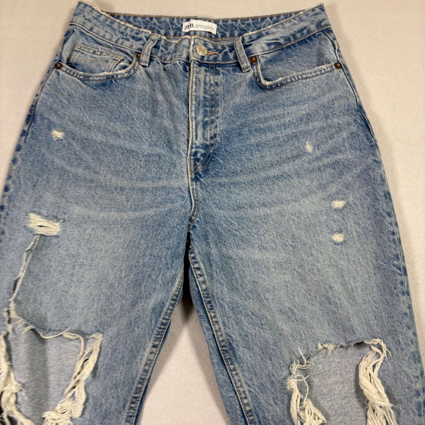 Zara Womens Jeans Size 8 Distressed Ripped Baggy Mom Fit Blue Denim Y2K Grunge