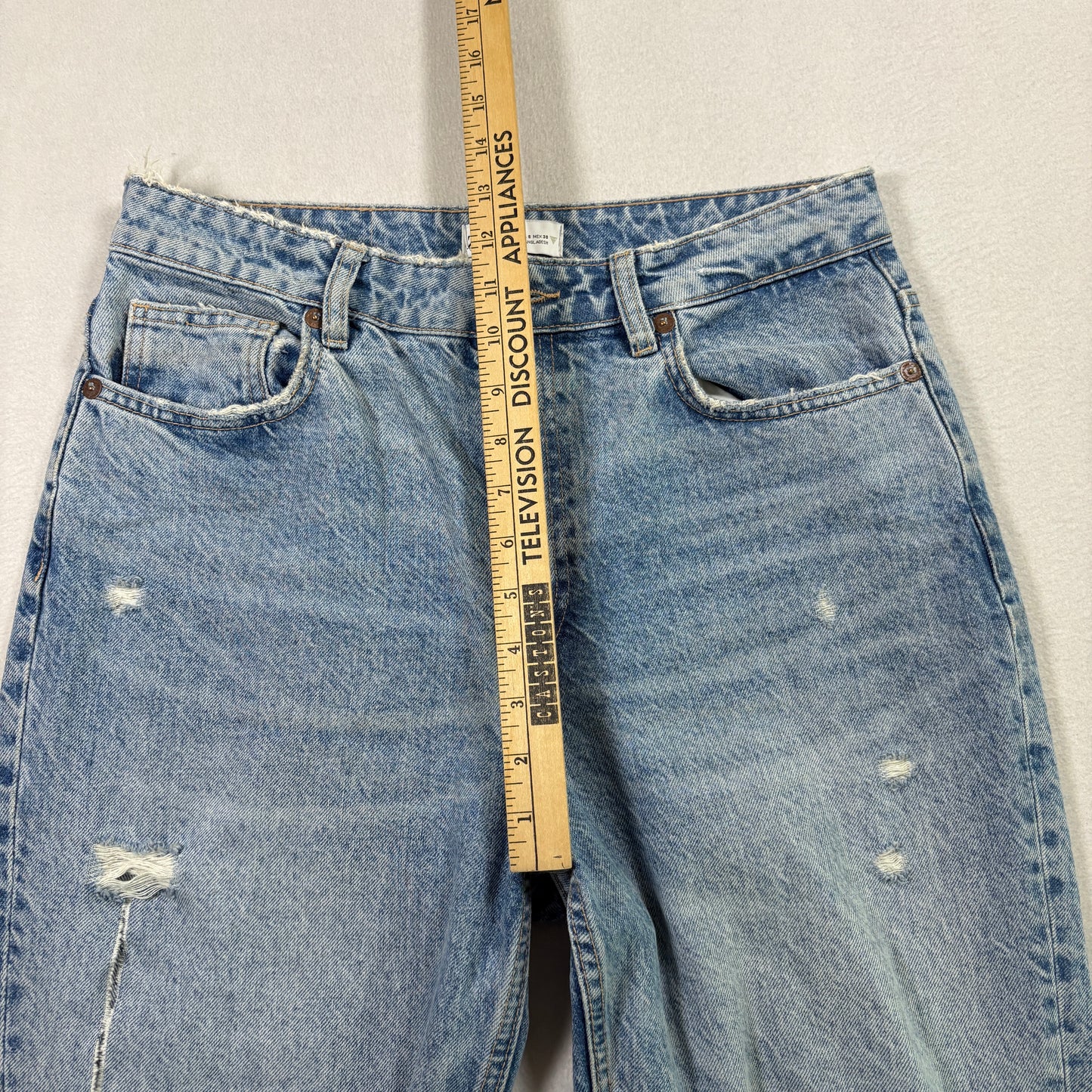 Zara Womens Jeans Size 8 Distressed Ripped Baggy Mom Fit Blue Denim Y2K Grunge