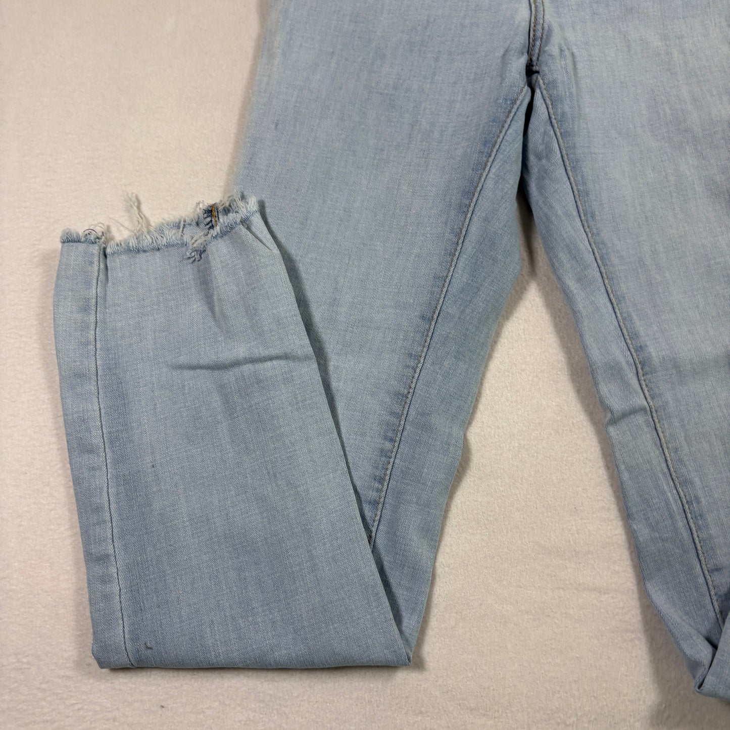 Levi’s Womens 724 High Rise Straight Jeans 29 Light Wash Distressed Y2K Grunge