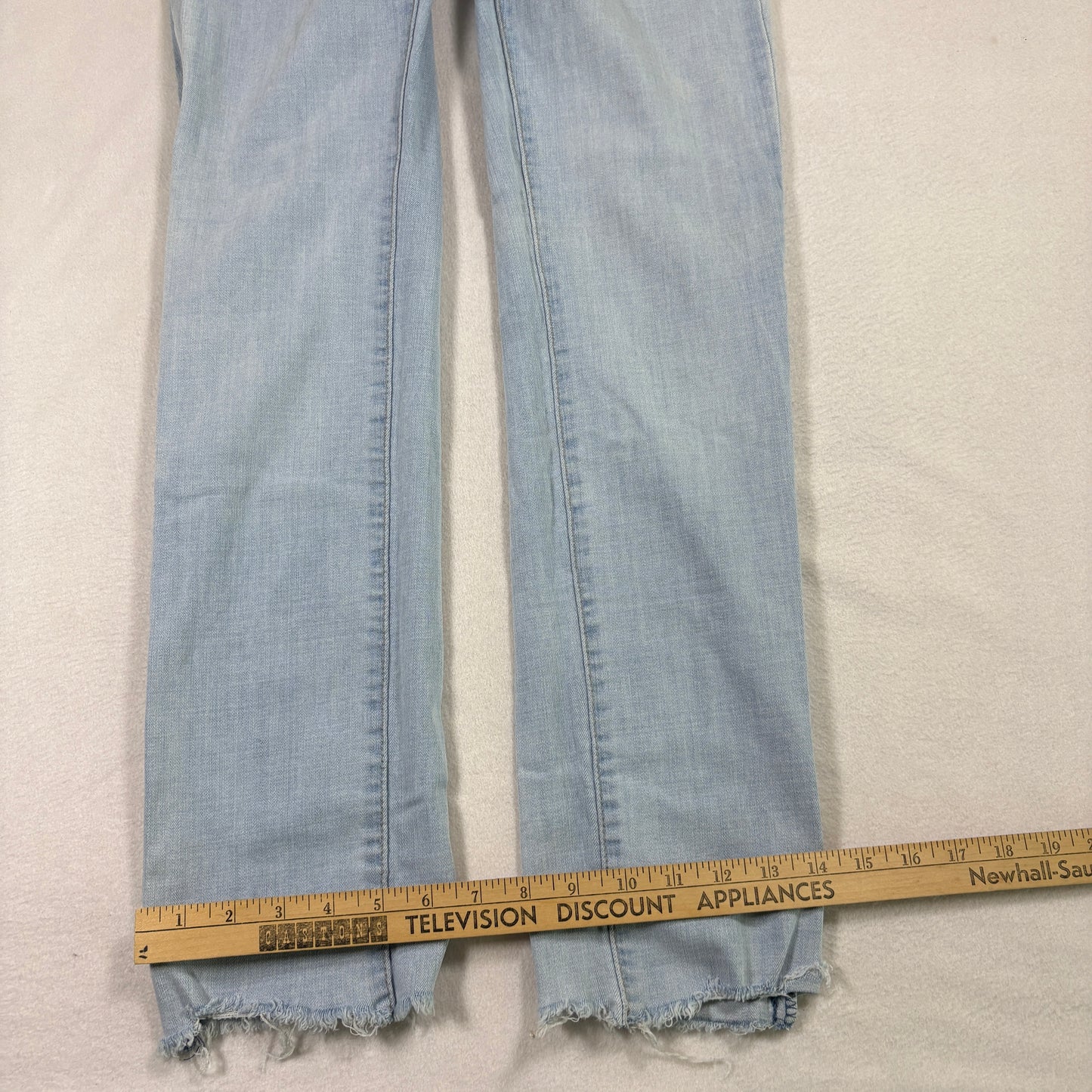Levi’s Womens 724 High Rise Straight Jeans 29 Light Wash Distressed Y2K Grunge