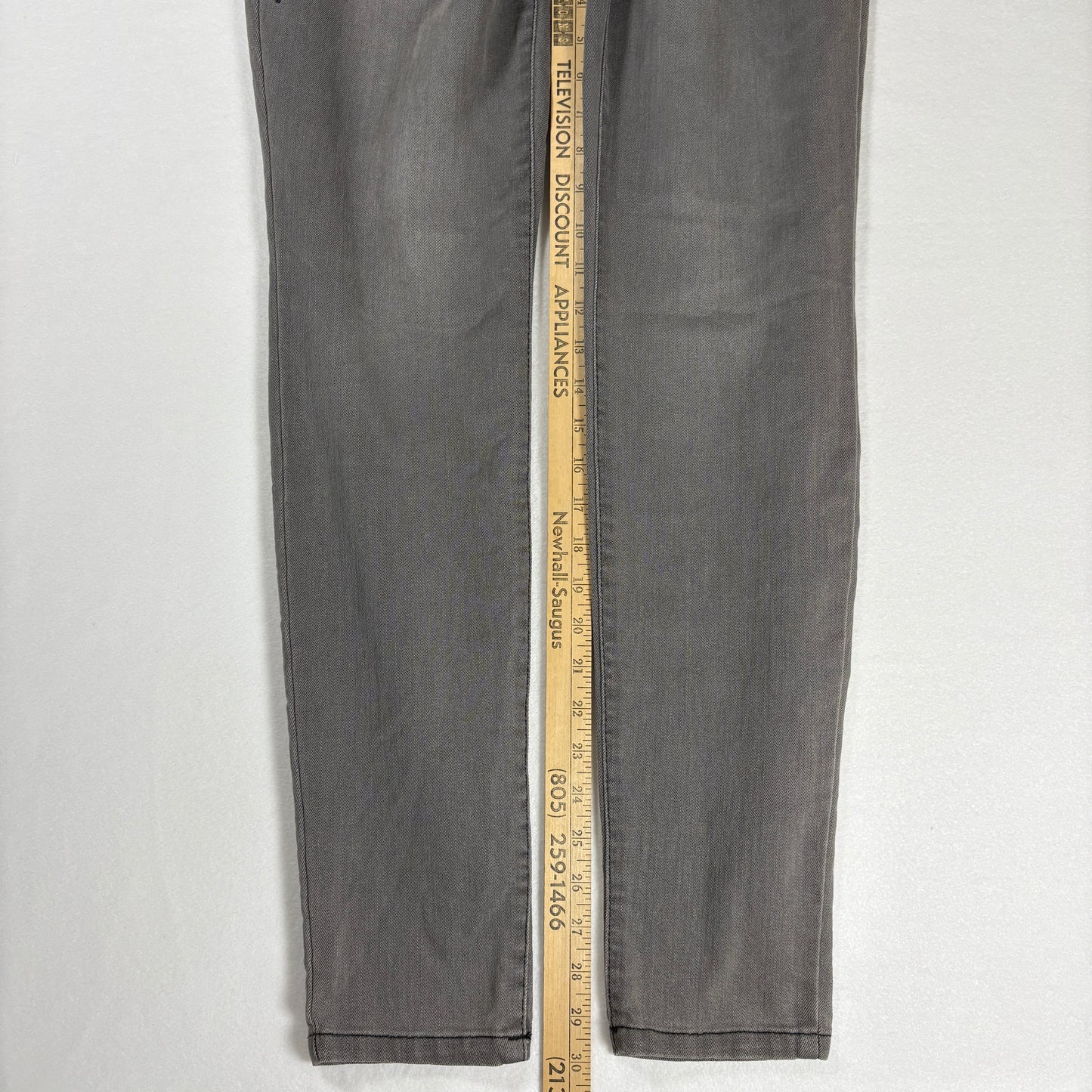 Style & Co Denim Women’s Jeans Size 4 Gray Skinny Leg Embroidered Stretch Pants