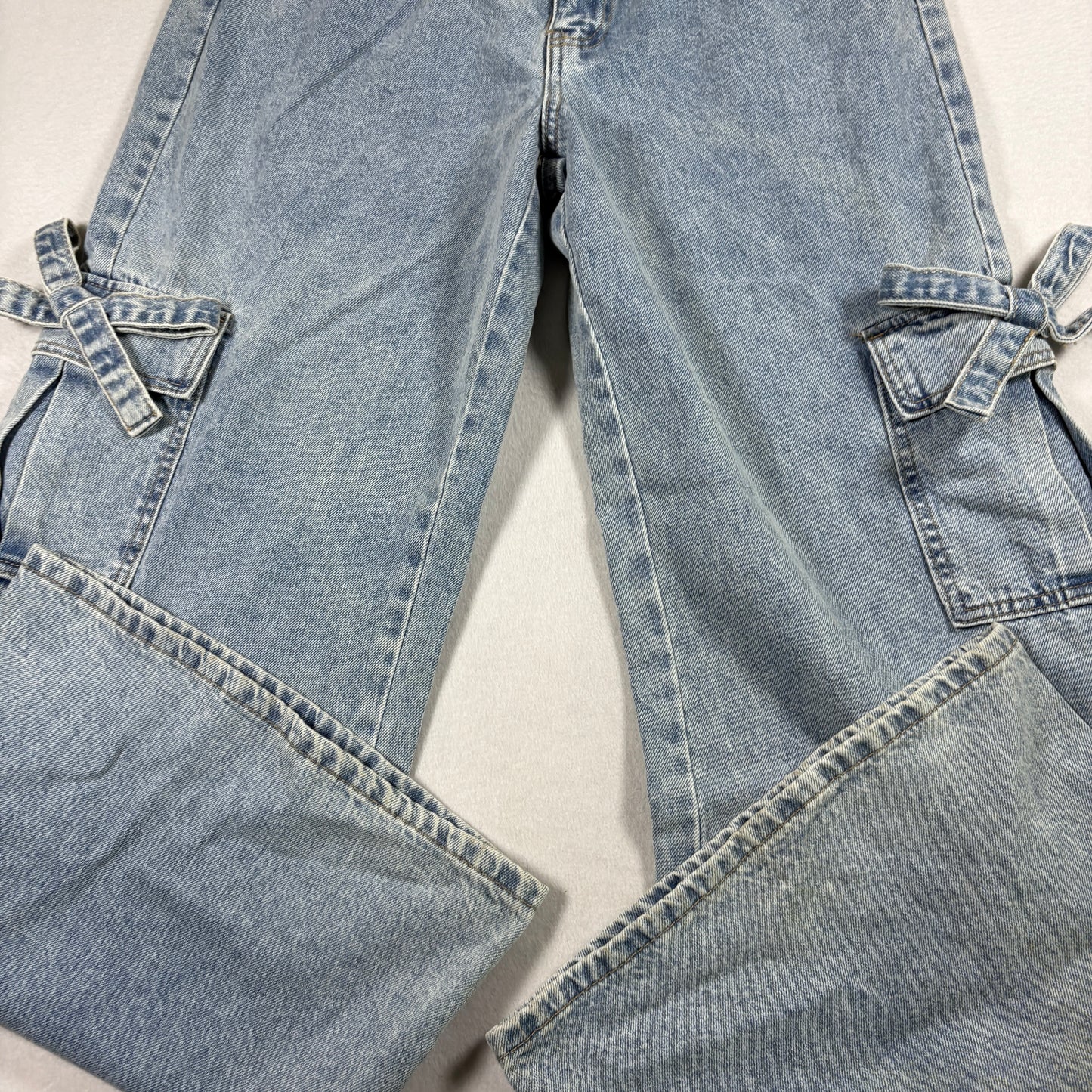 Forever 21 Womens Jeans 29 Y2K Baggy Cargo Bow Tie Flare Denim Grunge Distressed