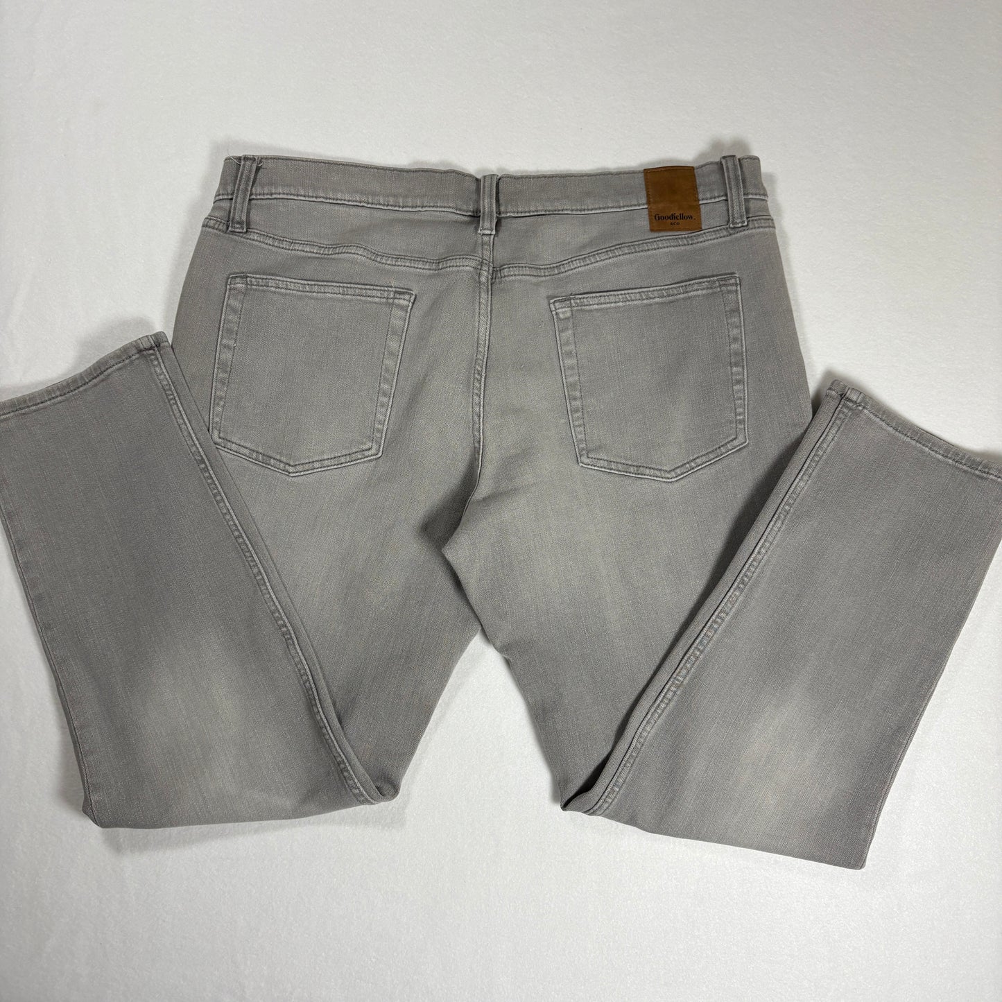 Goodfellow & Co Men’s Gray Jeans Slim Straight Fit Size 38x30