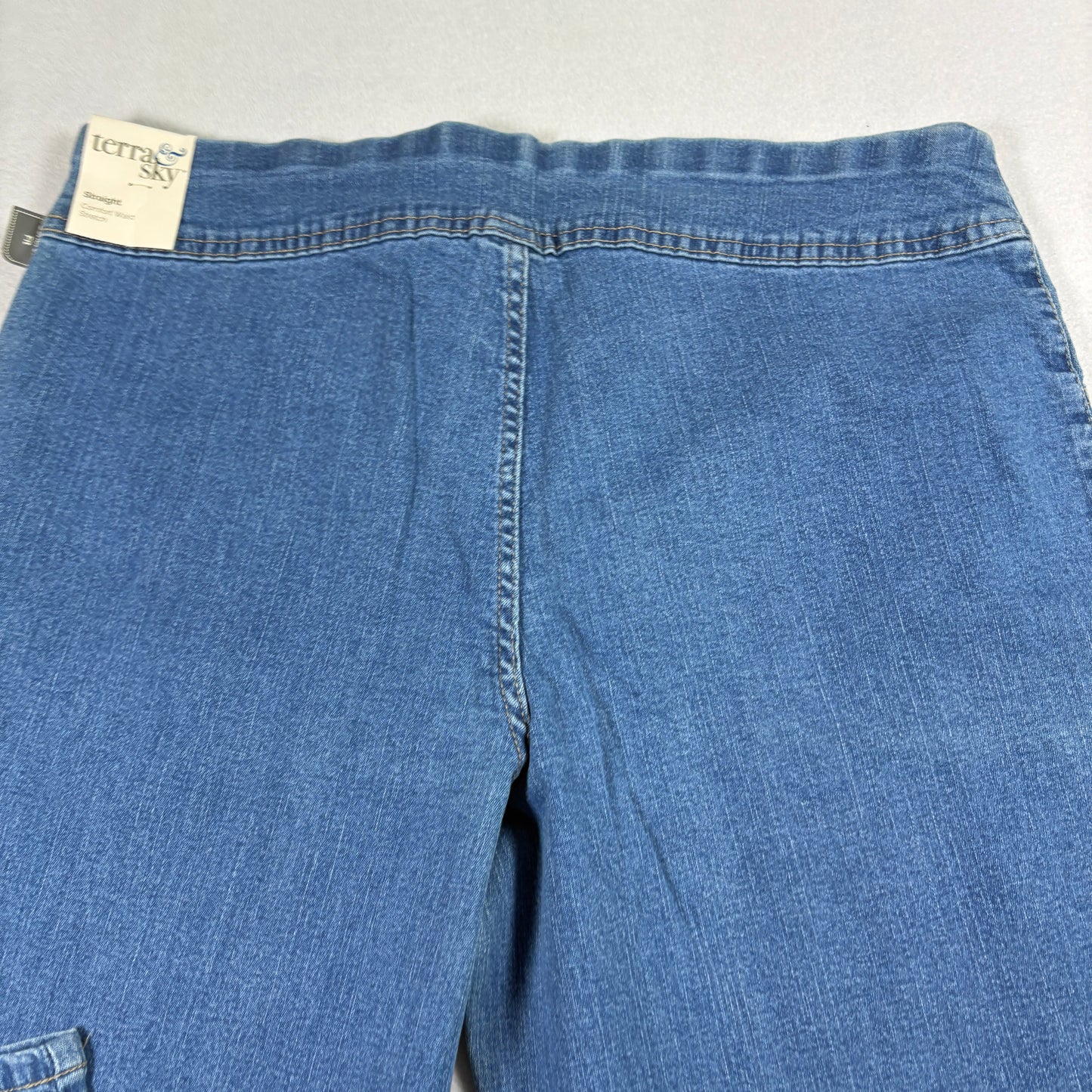 Terra & Sky Womens Plus 14W Petite Jeans NWT Straight Comfort Waist Stretch Denim