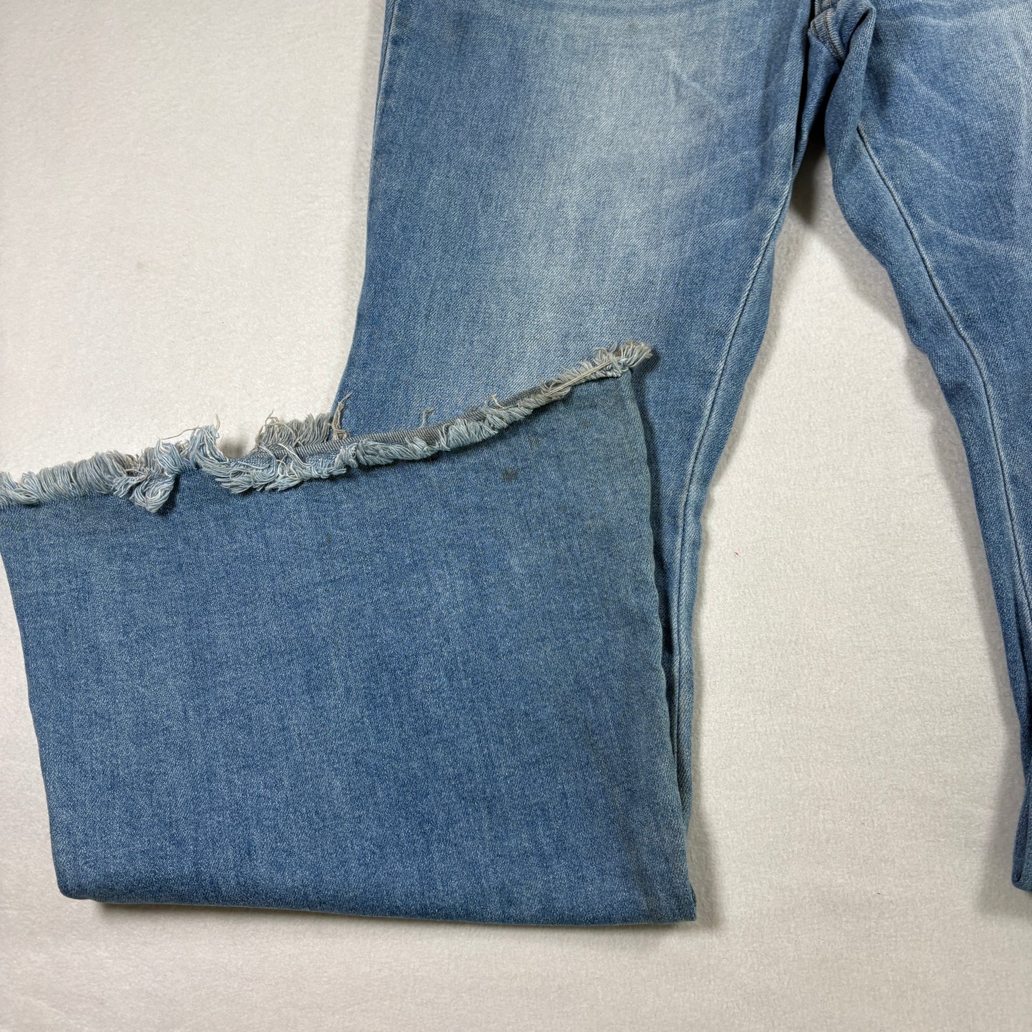 Kim Camo Maurices Womens Jeans 17/32 Y2K Raw Hem Distressed Grunge Blue Denim