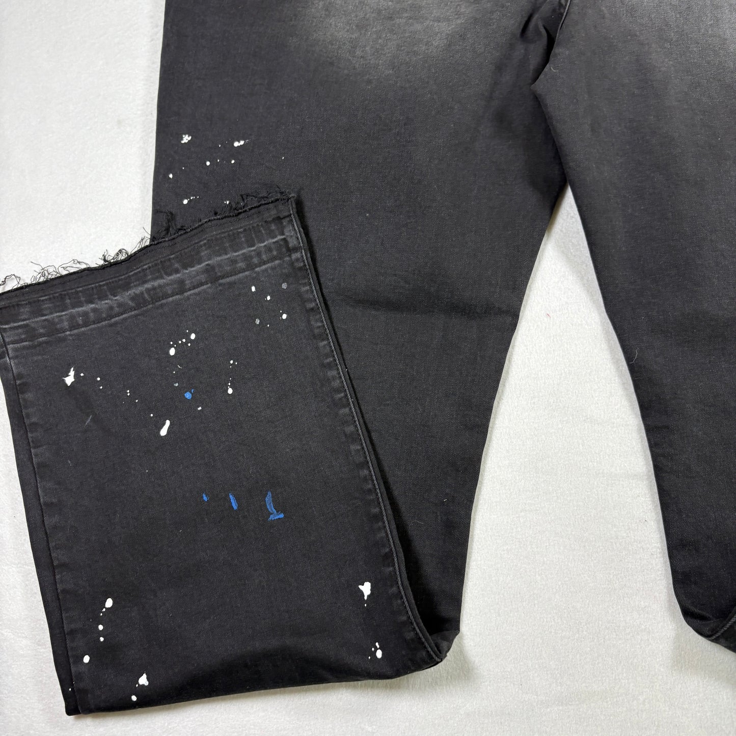 Nova Men Jeans 42 Black Distressed Carpenter Relaxed Fit Paint Splatter NWT
