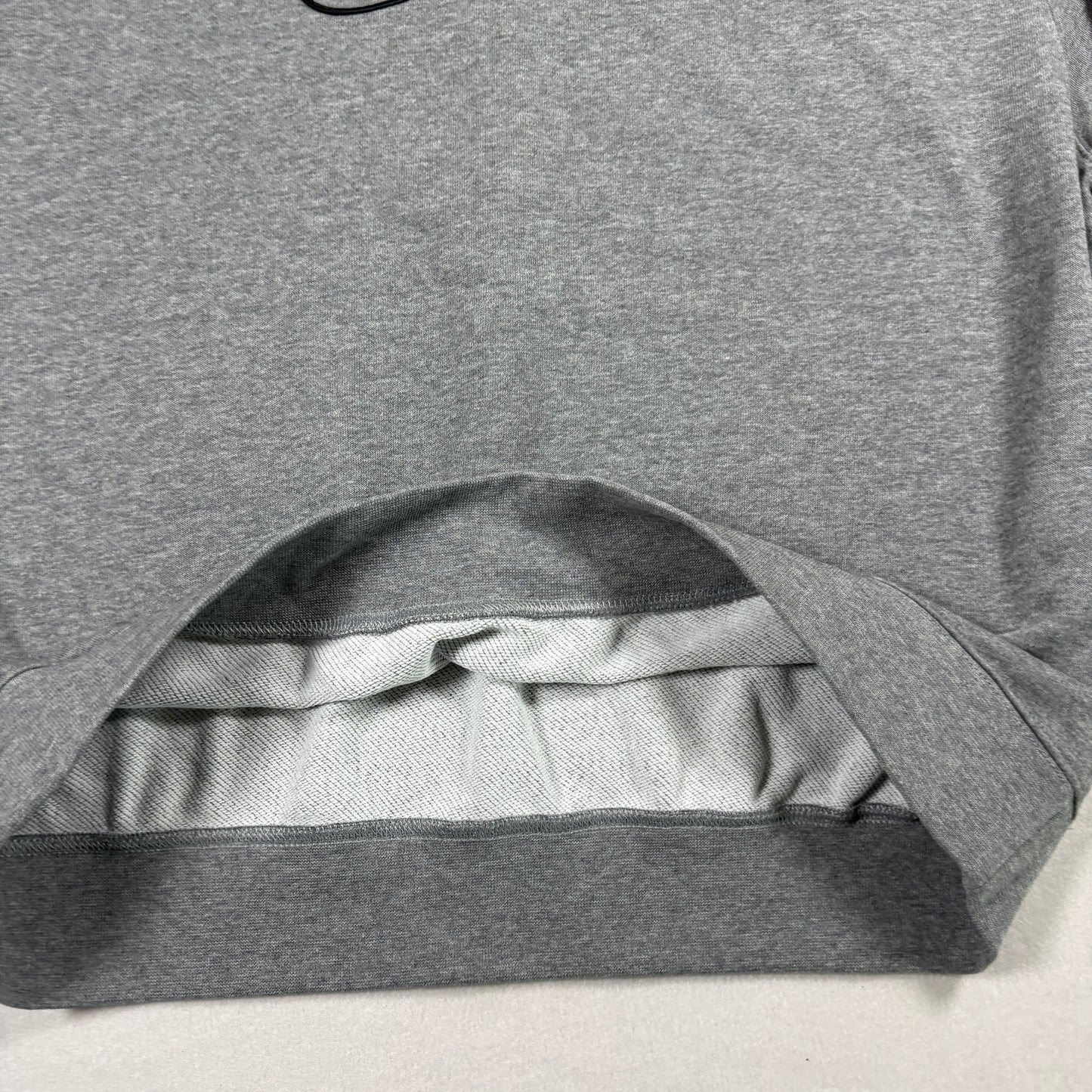 Nike Mens Sweatshirt Small Gray Dri-Fit Crewneck Pullover Athletic Vintage Y2K