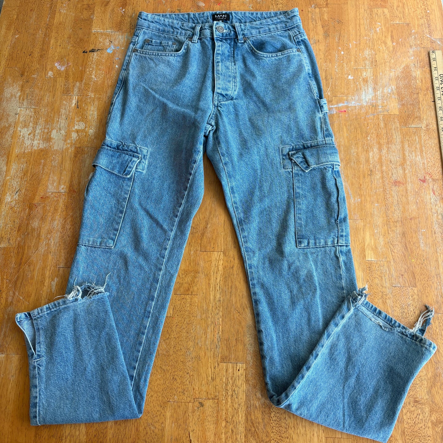BoohooMAN Cargo Jeans Mens 30 Blue Y2K Utility Distressed Denim Streetwear Wide!