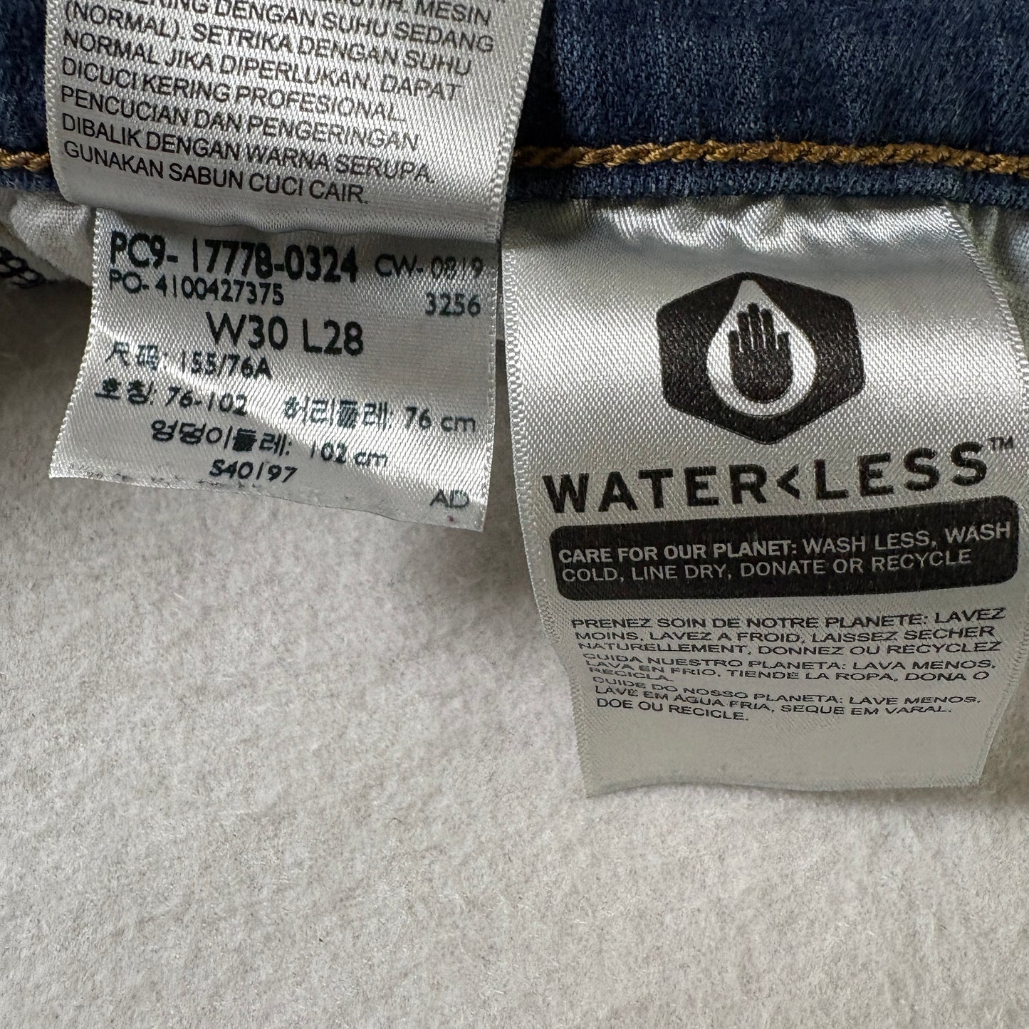 Levis Womens 710 Super Skinny Jeans W30 L28 Blue Stretch Denim Y2K 90s Slim Fit