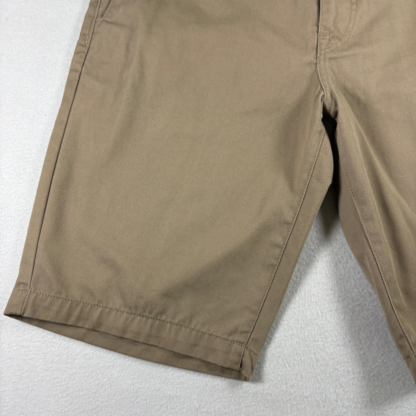 Volcom Mens Shorts Size 32 Khaki Chino Skate Casual Streetwear Y2K Grunge