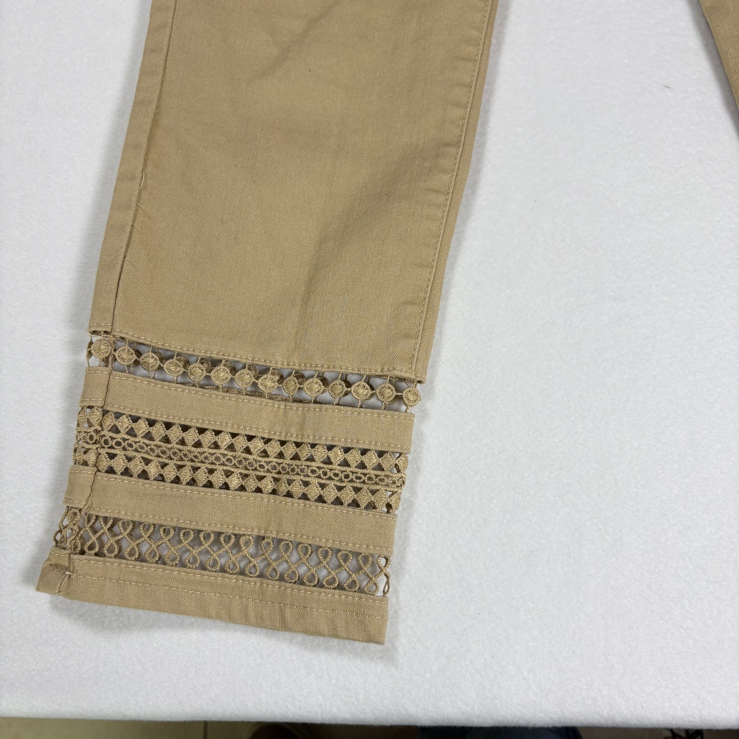 DG2 Jeans Women’s Khaki Crop Pants Lace Hem Stretch Casual Denim Size 8T