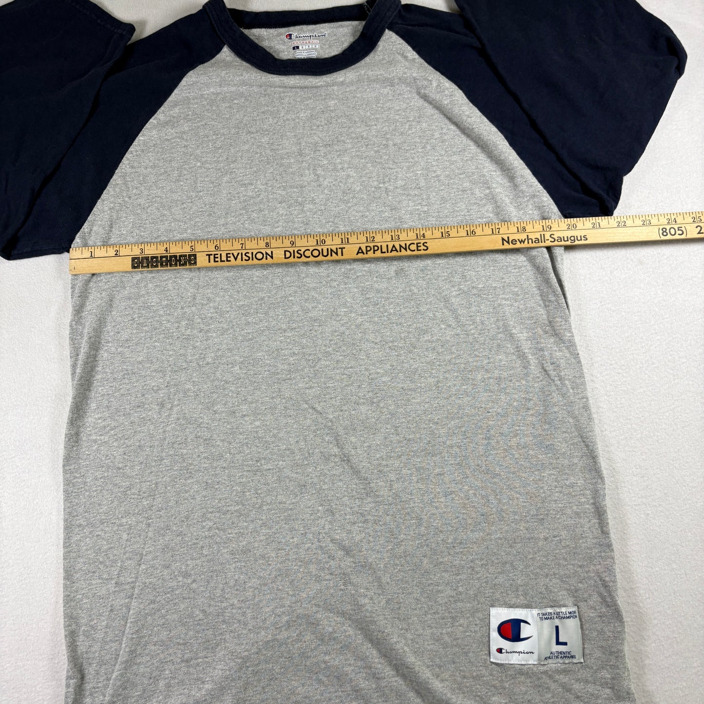 Champion Mens Gray Navy Raglan T Shirt Size Large Y2K 90s Vintage Athletic Tee