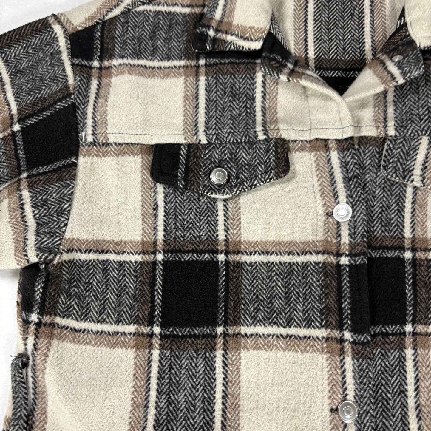 Plaid Flannel Jacket Shacket Men’s Small Beige Brown Black Button Up Overshirt