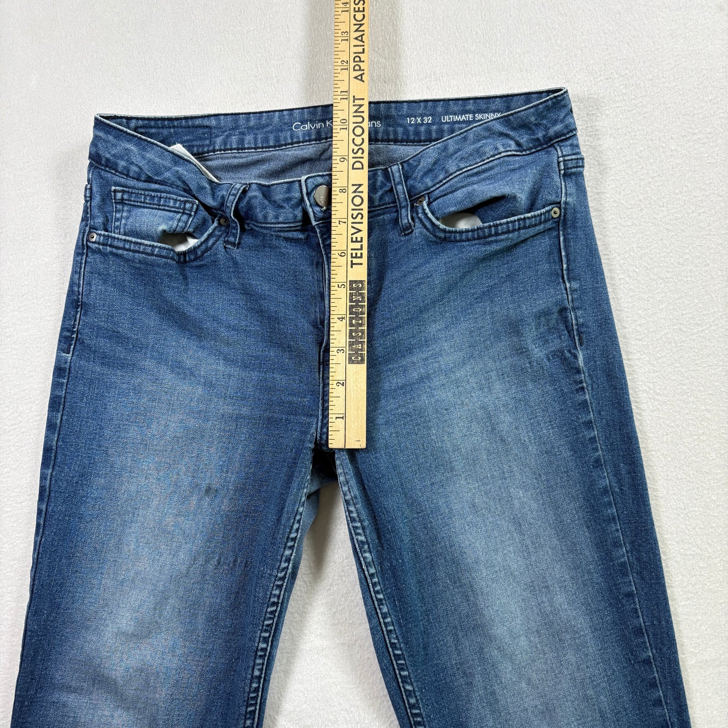 Calvin Klein Womens Jeans Size 12x32 Blue Ultimate Skinny Stretch Denim