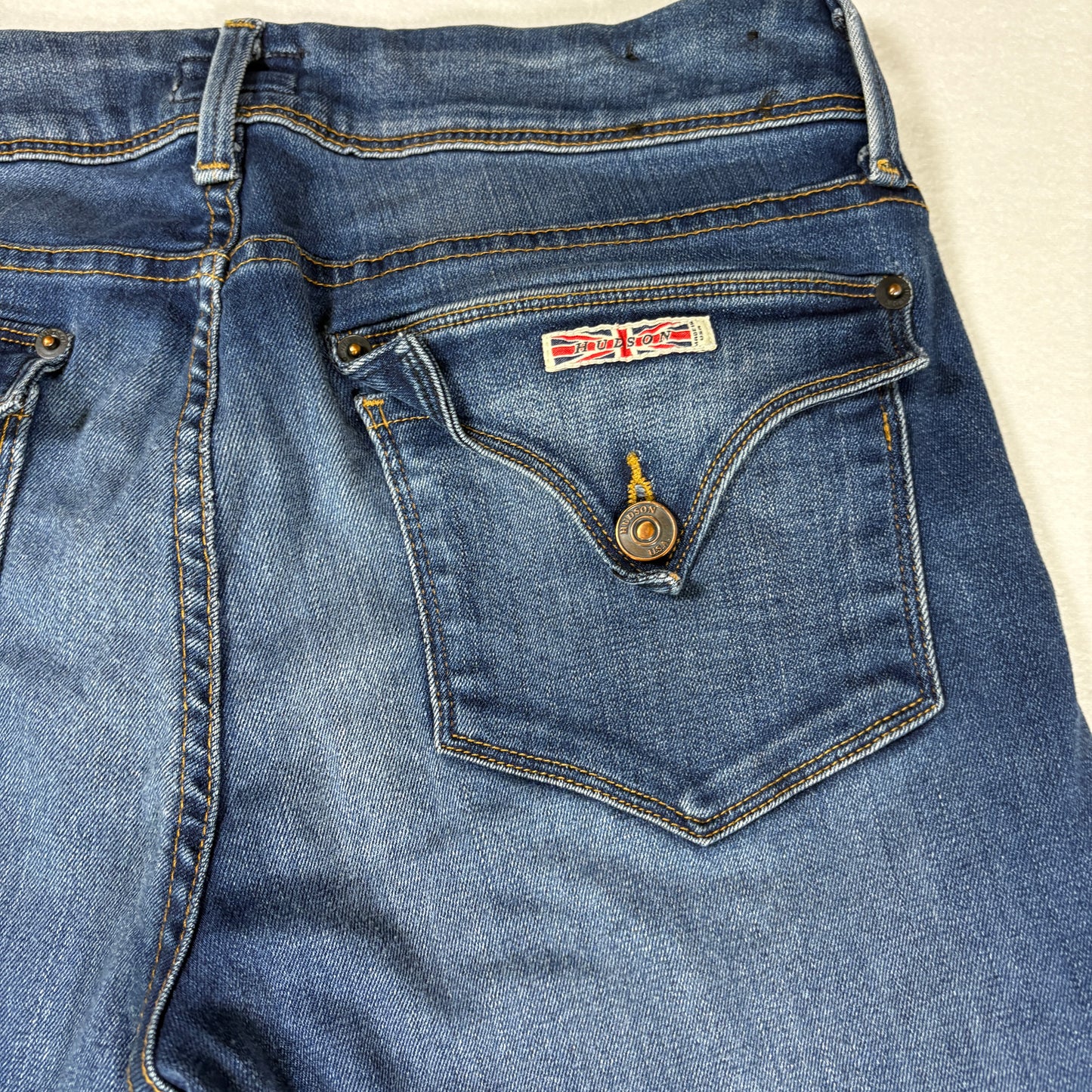 Hudson Jeans Women’s Bootcut Denim Made in USA Medium Wash Stretch Size 3036.95