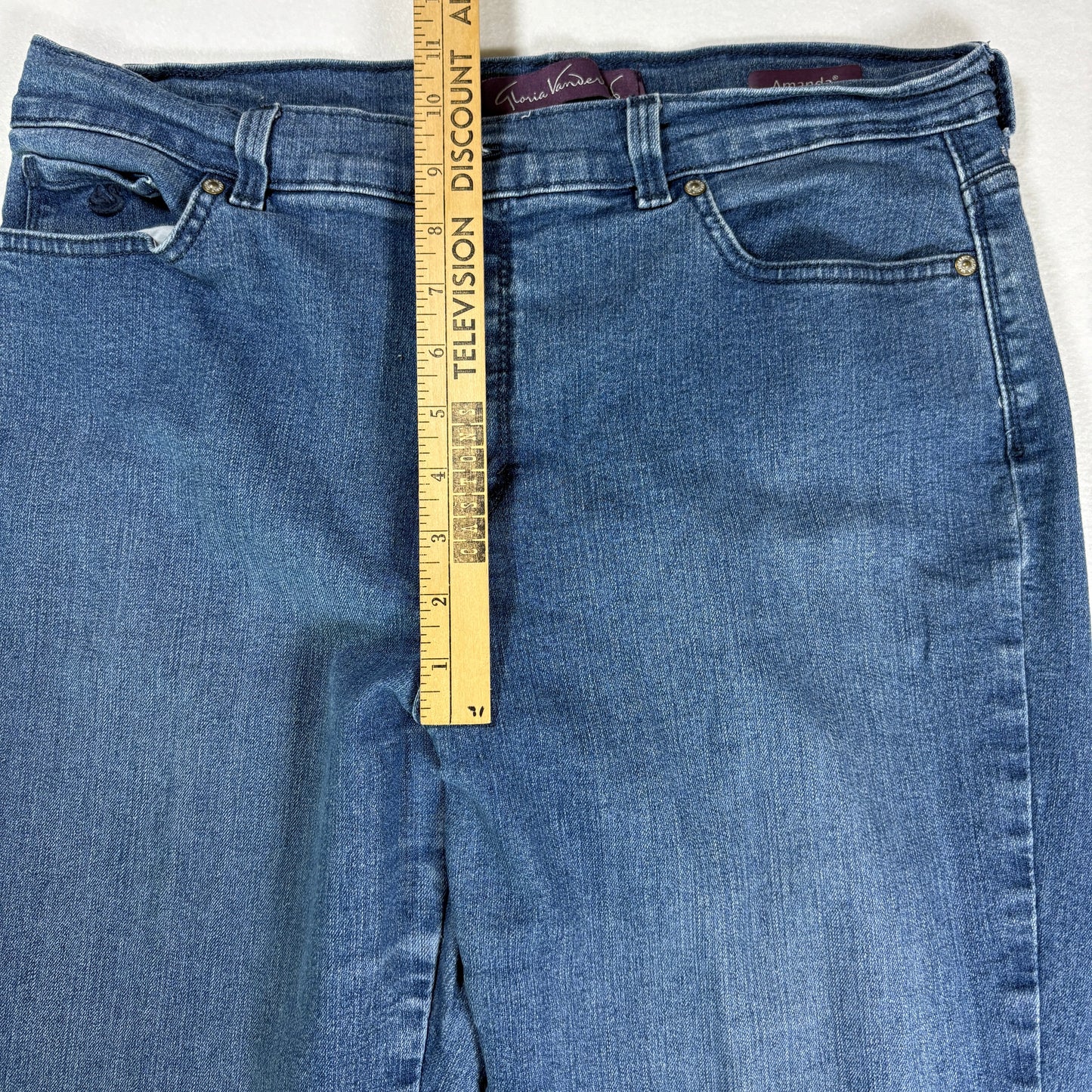 Gloria Vanderbilt Jeans Amanda Women’s 14 Short Blue Denim Classic Straight Pants