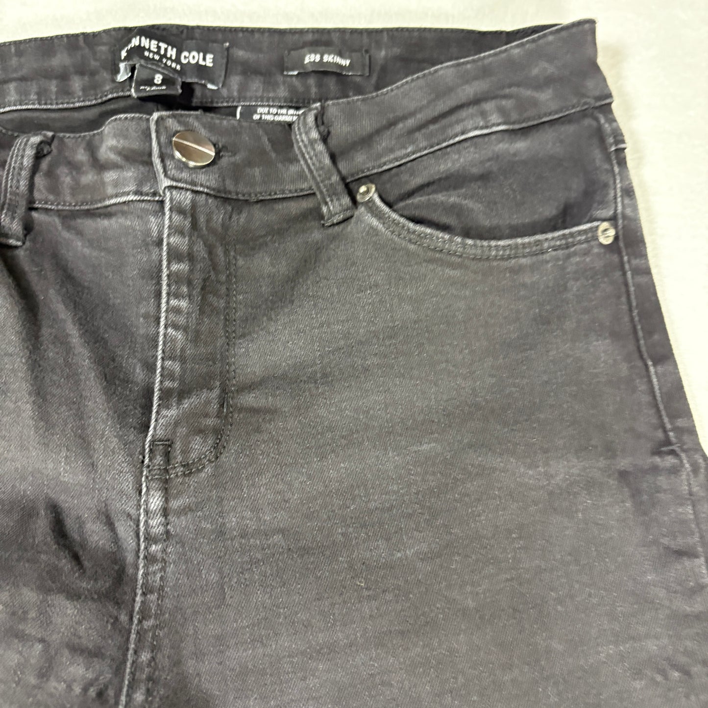 Kenneth Cole Jeans Women’s Size 8 Jess Skinny Black Raw Hem Stretch Denim Pants