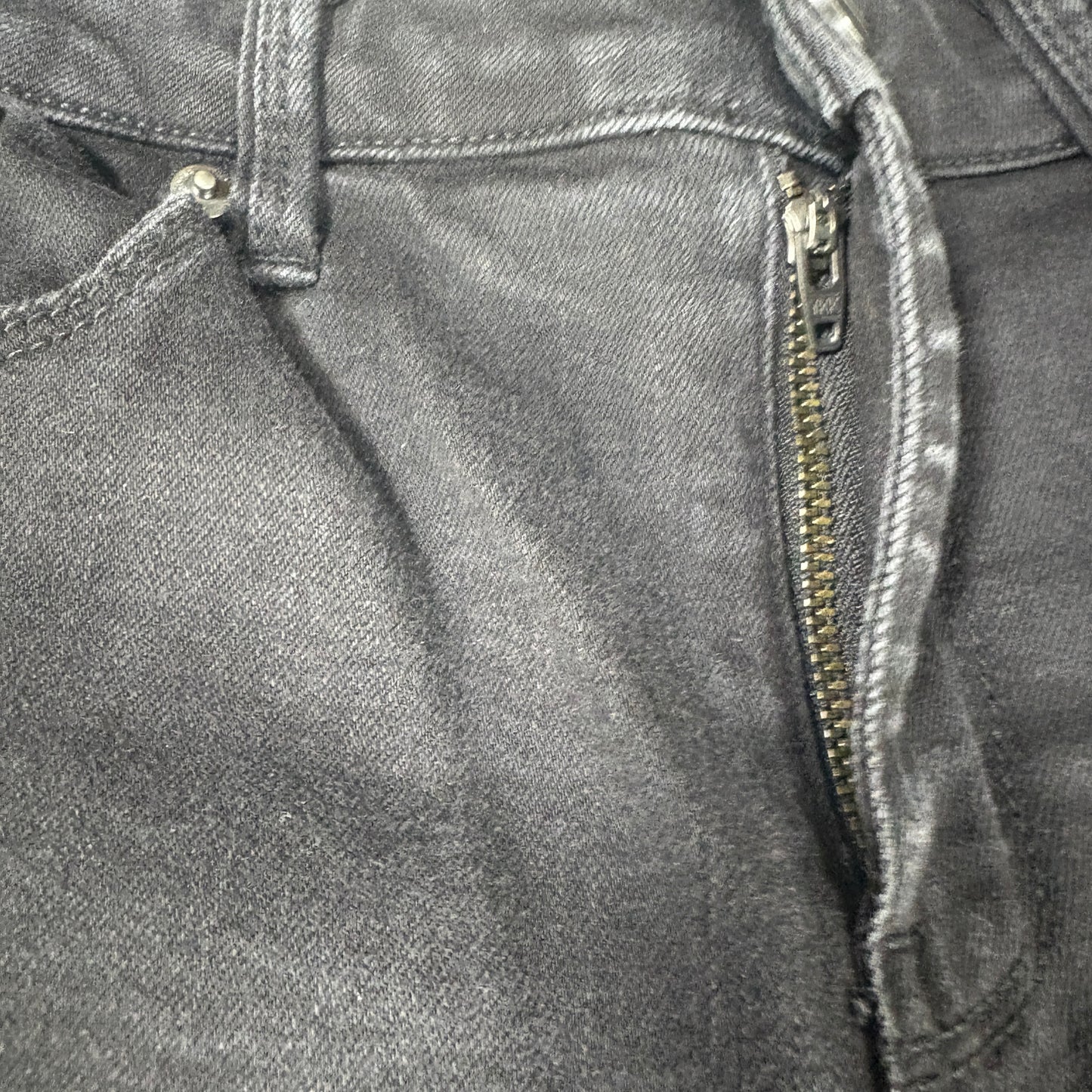 Kenneth Cole Jeans Women’s Size 8 Jess Skinny Black Raw Hem Stretch Denim Pants