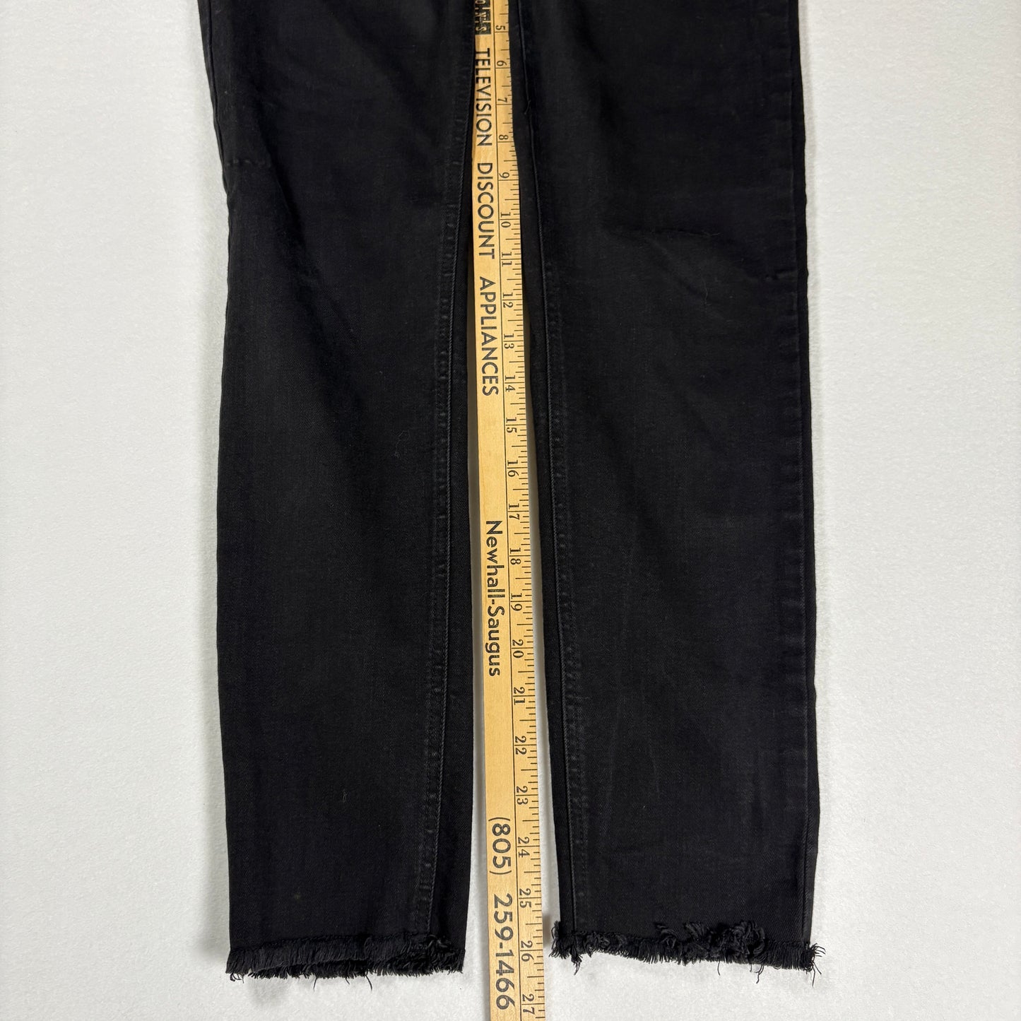 Kenneth Cole Jeans Women’s Size 8 Jess Skinny Black Raw Hem Stretch Denim Pants