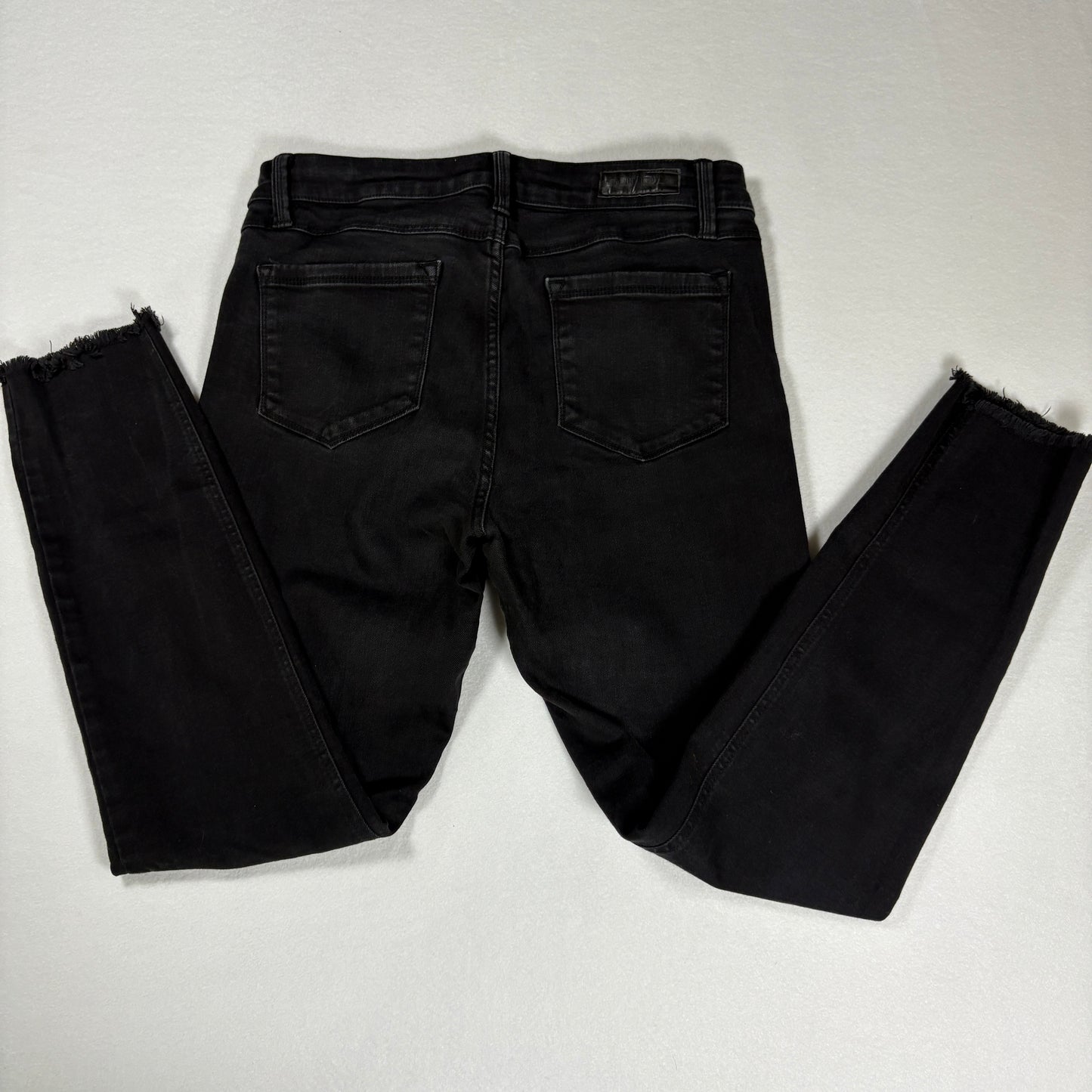 Kenneth Cole Jeans Women’s Size 8 Jess Skinny Black Raw Hem Stretch Denim Pants