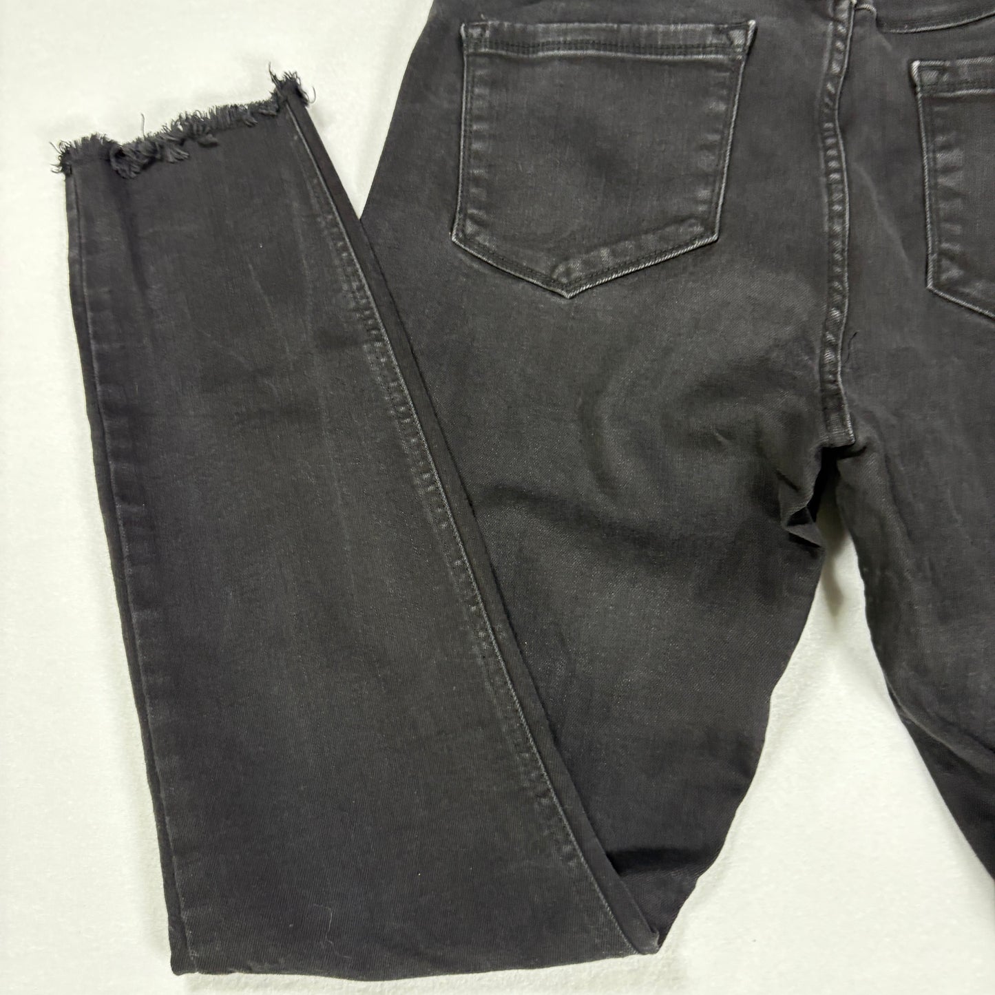 Kenneth Cole Jeans Women’s Size 8 Jess Skinny Black Raw Hem Stretch Denim Pants