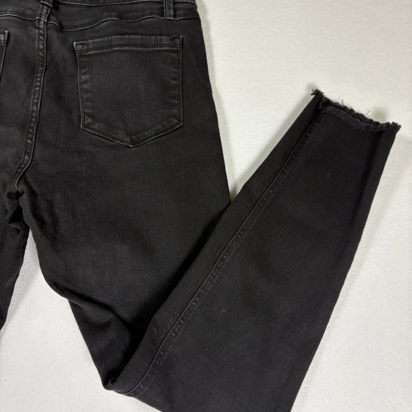 Kenneth Cole Jeans Women’s Size 8 Jess Skinny Black Raw Hem Stretch Denim Pants