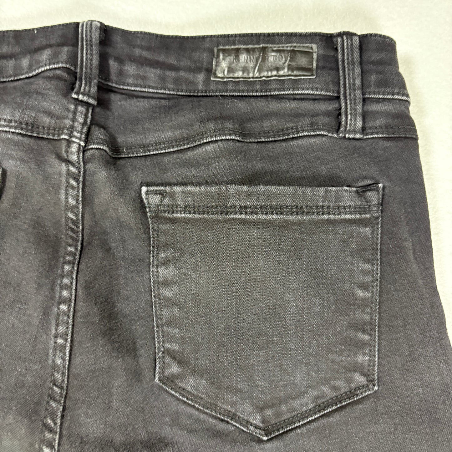 Kenneth Cole Jeans Women’s Size 8 Jess Skinny Black Raw Hem Stretch Denim Pants