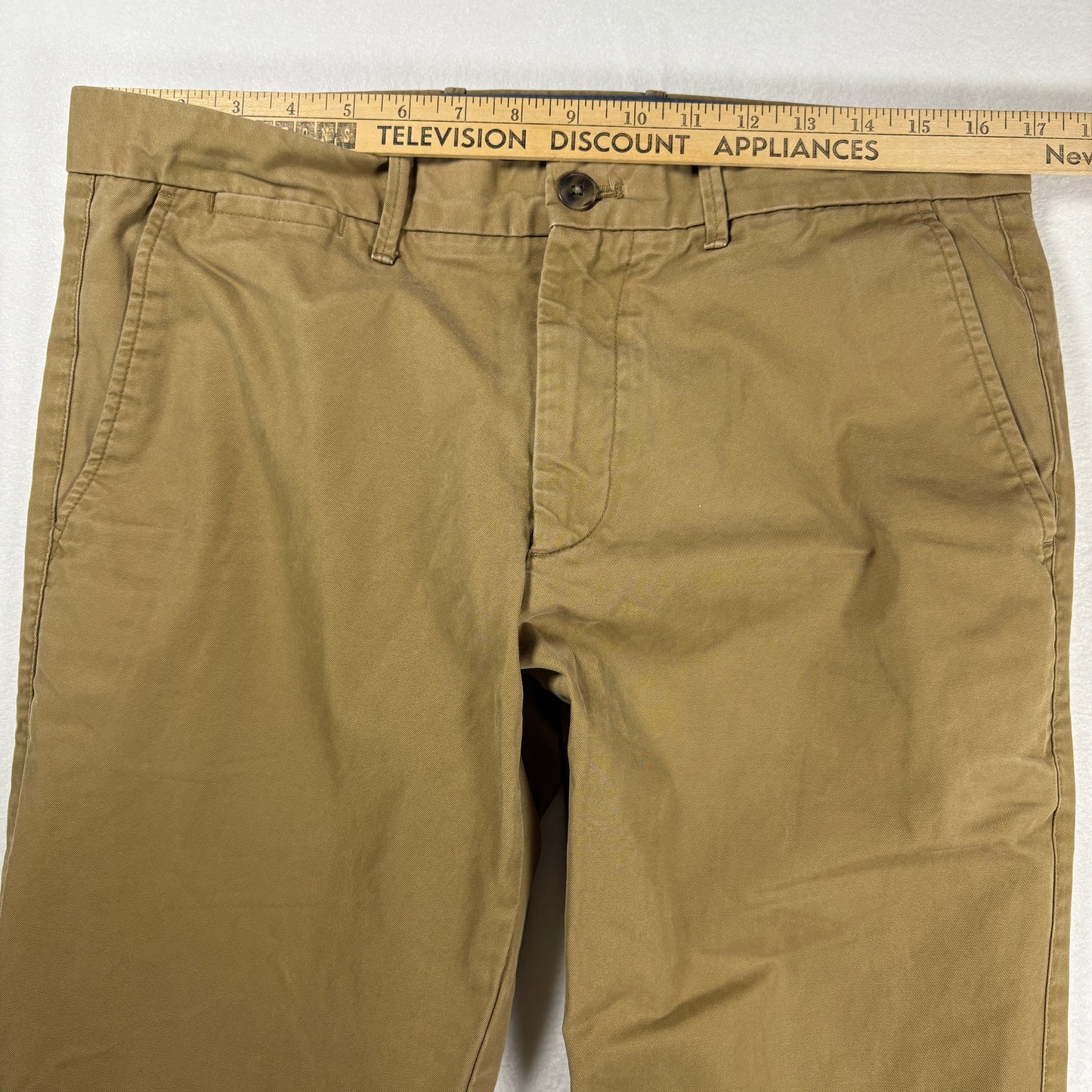 GAP Pants Men’s 33x32 Skinny Fit Khaki Chinos Casual Dress Cotton Slim Trousers