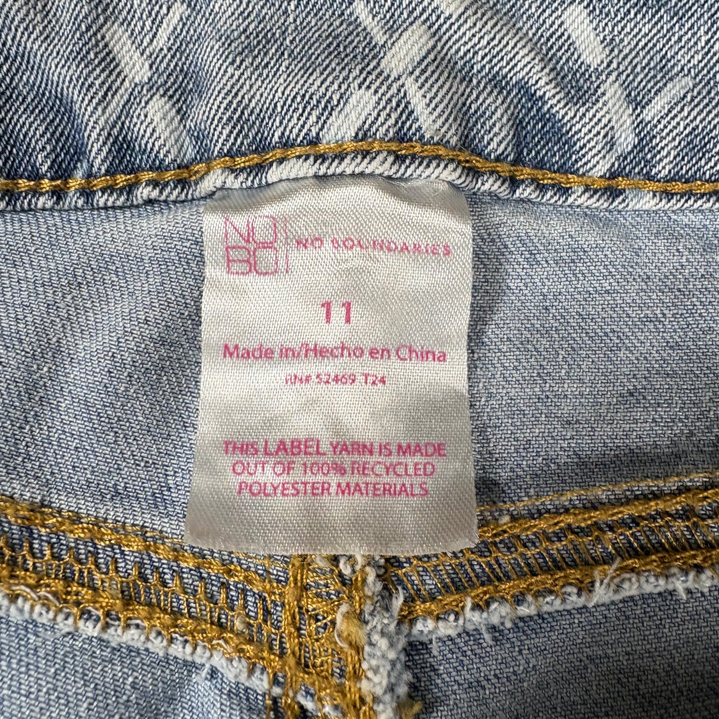 No Boundaries Jeans Womens 11 Blue Print Distressed Flare Leg Boho Y2K Denim