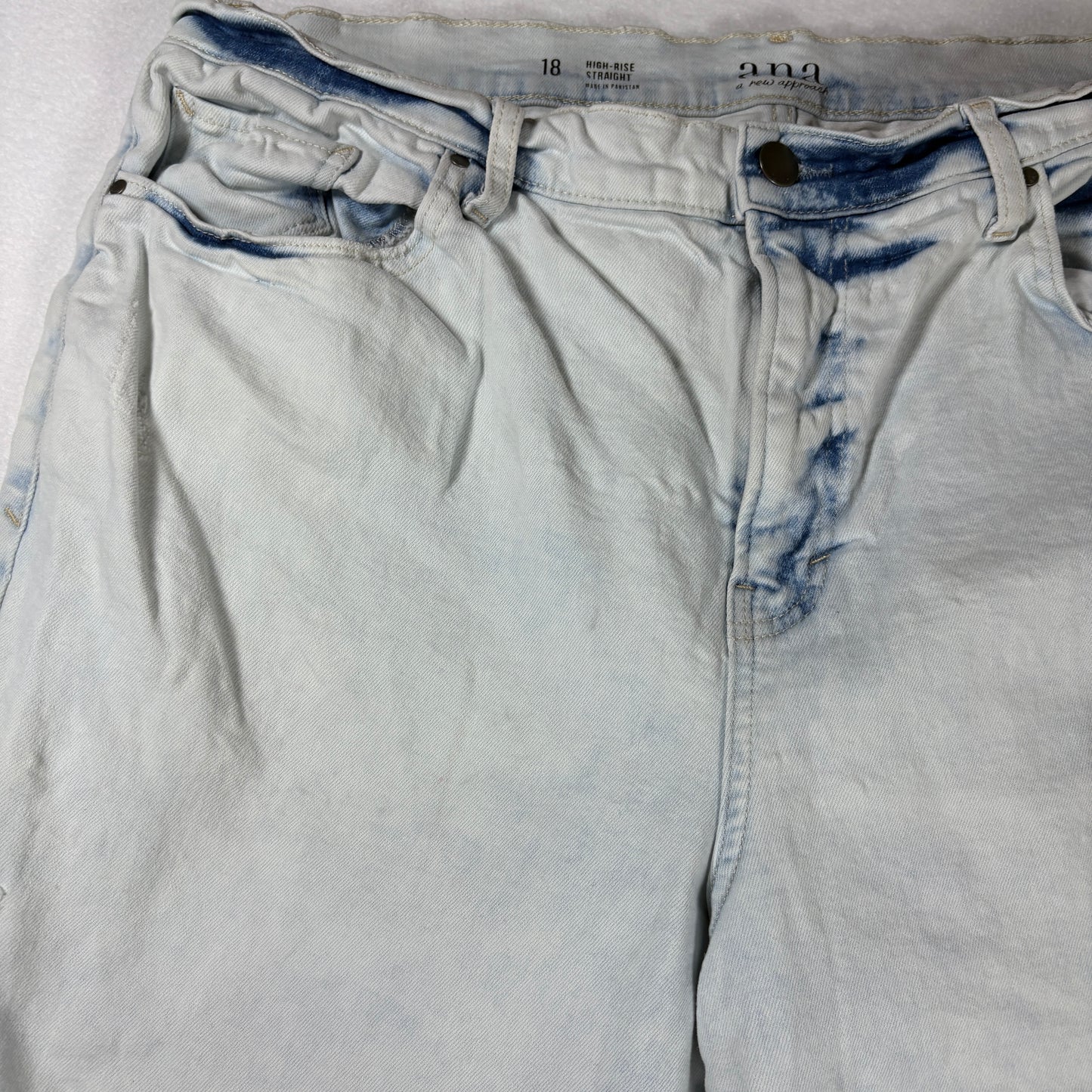 a.n.a Jeans Womens 18 High Rise Straight Distressed Ripped Light Wash Denim