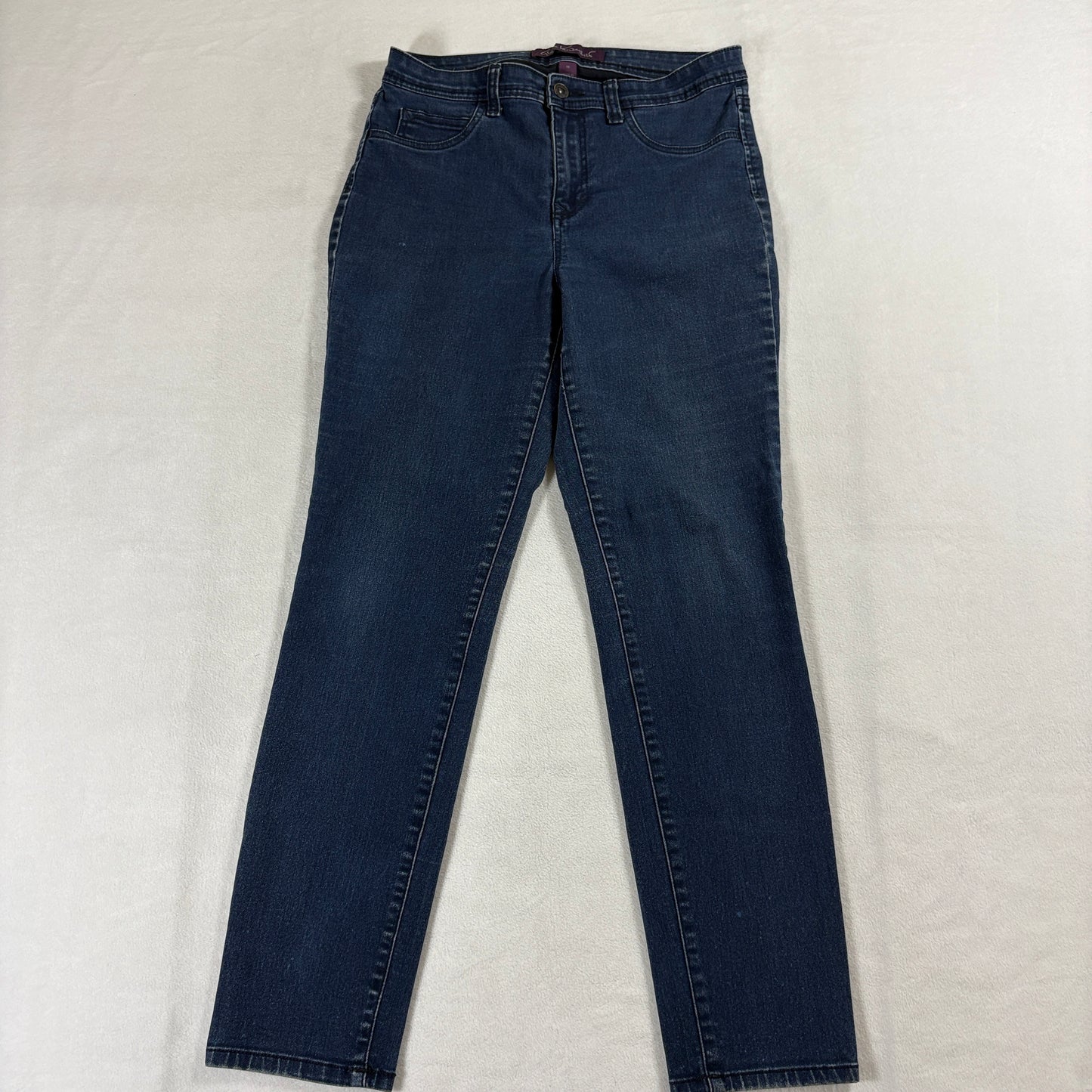 Straight Leg Stretch Jeans Gloria Vanderbilt Tag 10 Fits Like 30 X 28 Dark Wash