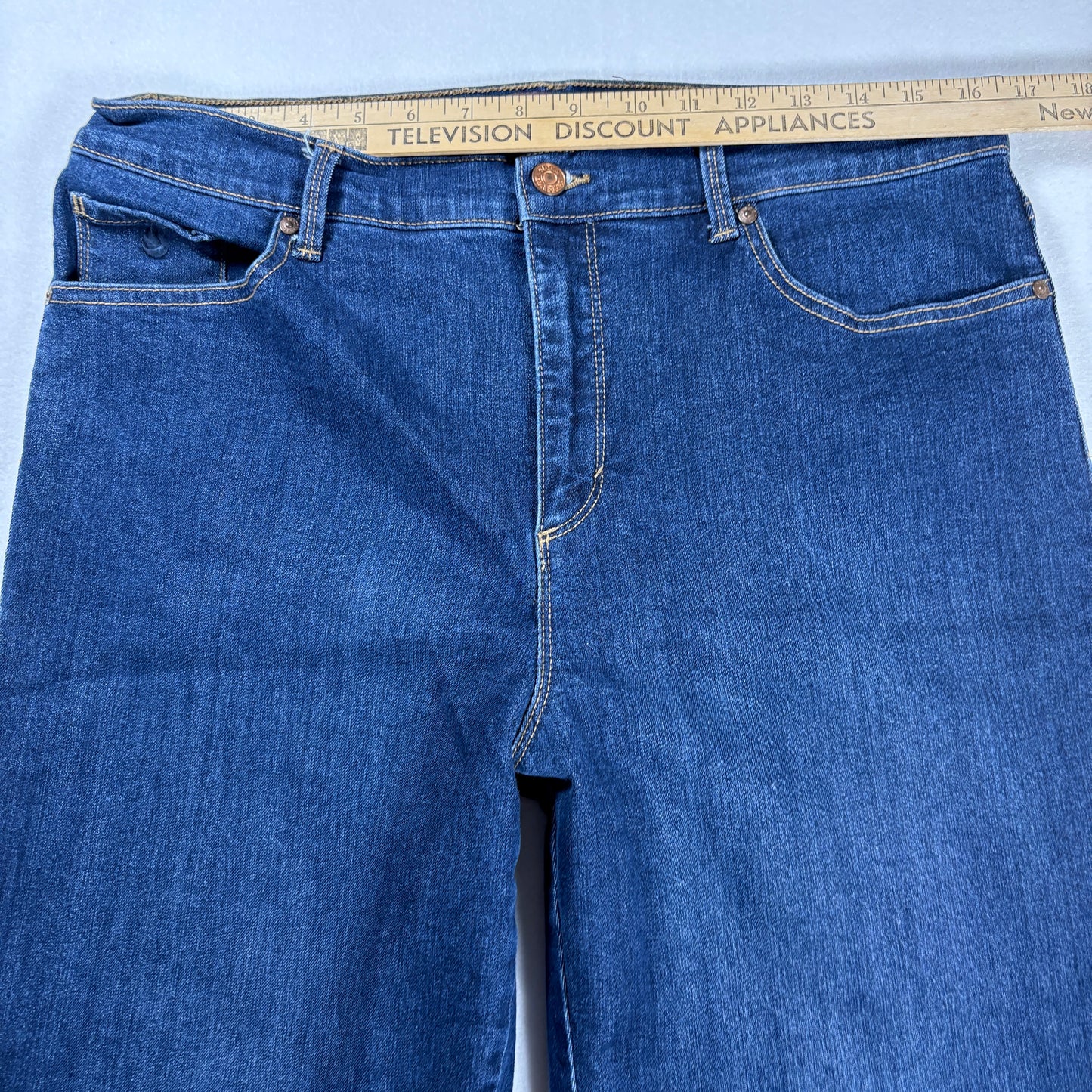 Gloria Vanderbilt Jeans Womens 14 Amanda Classic Tapered Blue Denim Stretch