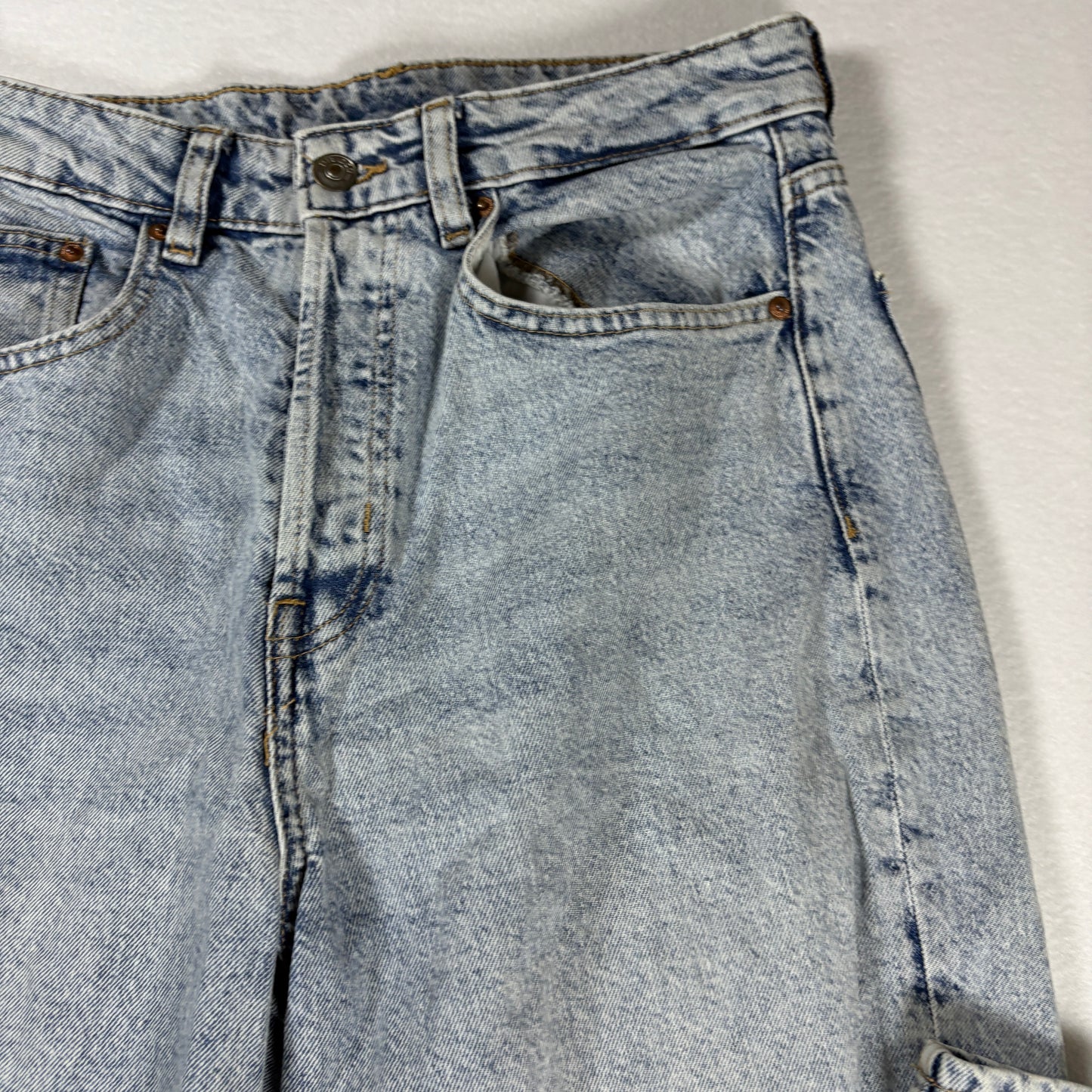 H&M Divided Jeans Womens 6 Light Wash High Rise Distressed Ripped Straight Leg