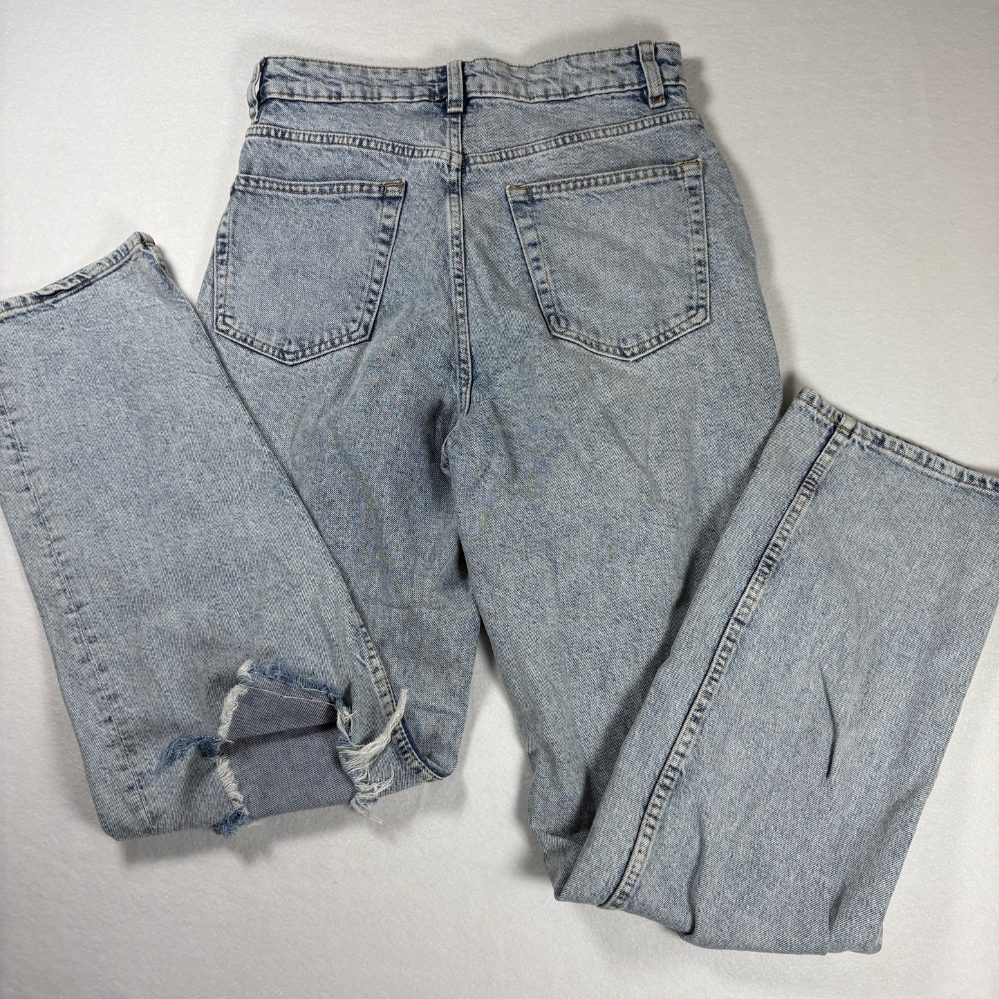 H&M Divided Jeans Womens 6 Light Wash High Rise Distressed Ripped Straight Leg